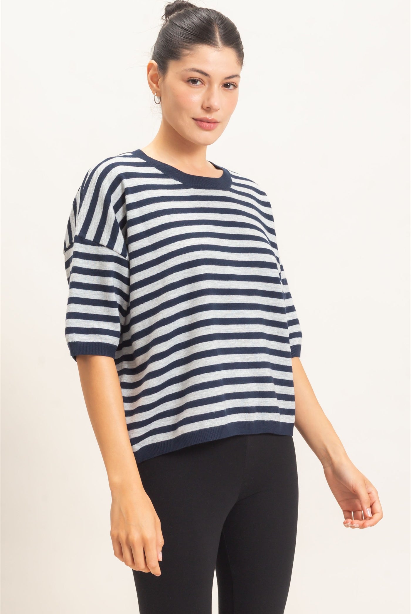 Wholesale Striped Crew Neck Sweater Sweaters HF26E234 NAVY HYFVE