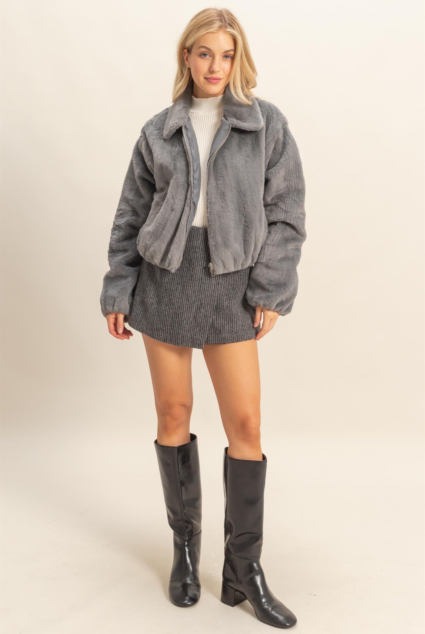 Wholesale Faux Fur Zip Up Jacket With Plush Collar Coats & Jackets HF25E940 GRAY BLUE HYFVE