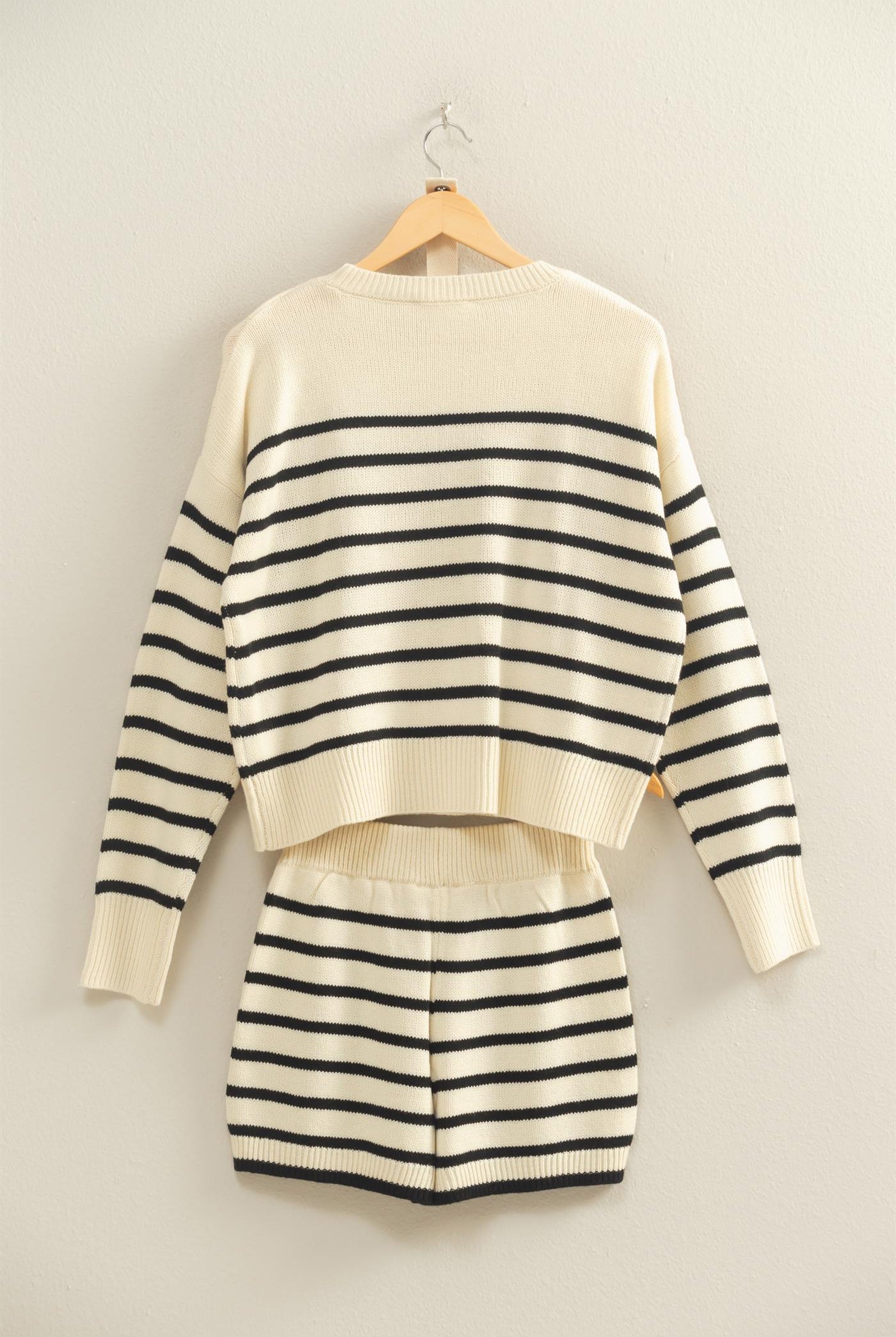 Wholesale Striped Knit Sweater And Shorts Set Clothing DZ25E141-SET CREAM/BLACK DOUBLE ZERO