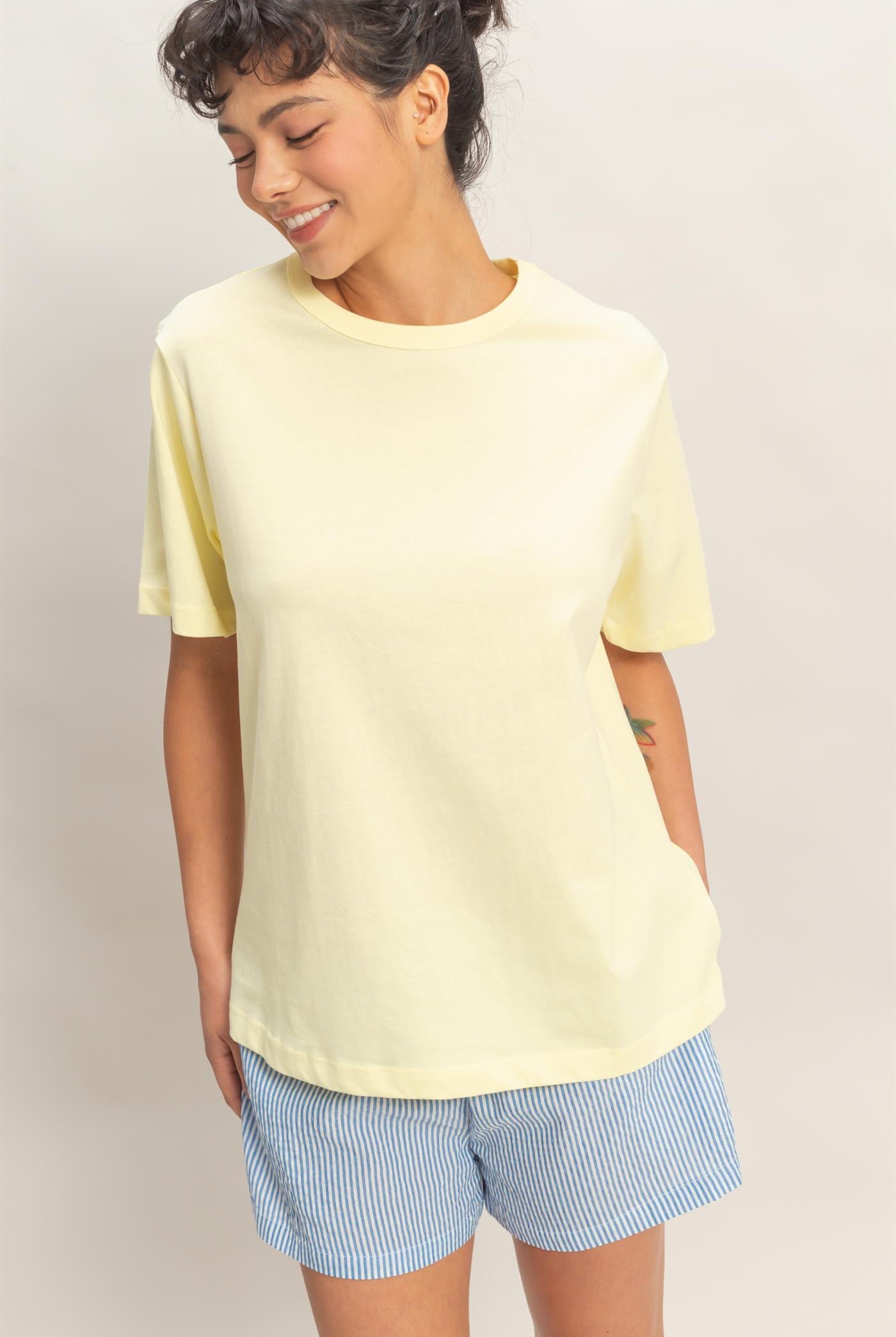 Wholesale Oversized Short Sleeve Crew Neck T-Shirt Clothing Tops DZ26A794 PALE YELLOW DOUBLE ZERO