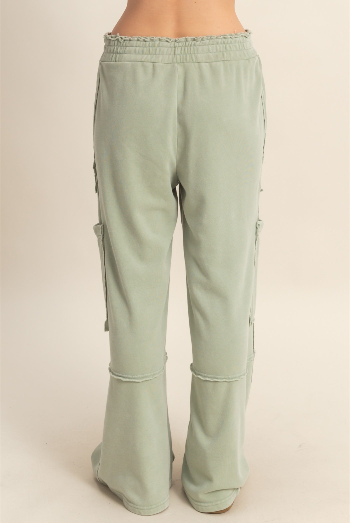 Wholesale Mineral Wash Oversized Utility Sweatpants Sweatpants DZ25C903 SAGE GREEN DOUBLE ZERO