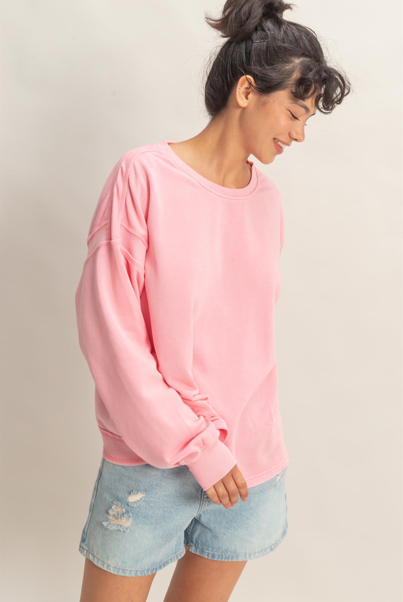 Wholesale Oversized Cross Detail Open Back Sweatshirt Clothing Tops DZ26E050 TAFFY PINK DOUBLE ZERO