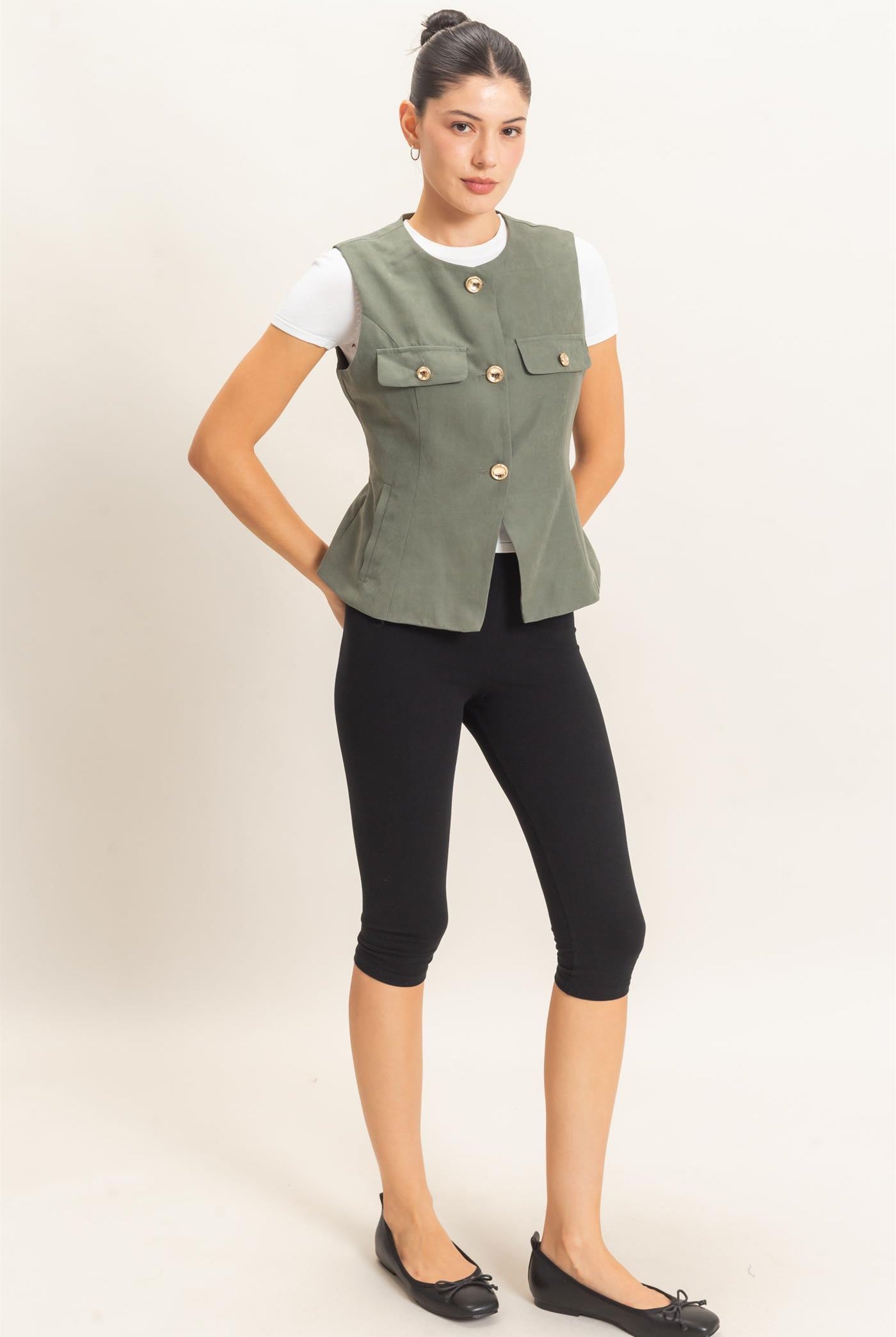 Wholesale Buttoned Sleeveless Utility Vest Vests HF26E929 FOREST GREEN HYFVE