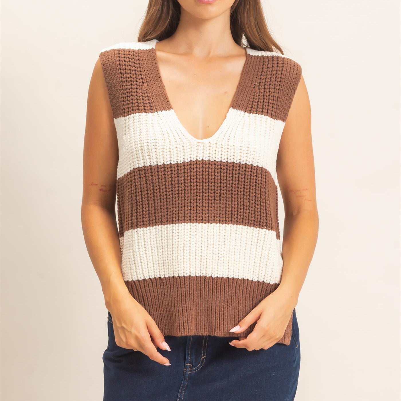 Wholesale V-Neck Striped Sweater Vest Sweaters HF26E482-D BROWN HYFVE