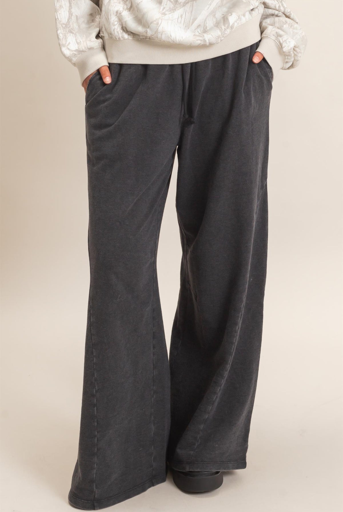 Wholesale Mineral Washed Wide Leg Pants Pants DZ26F082 BLACK DOUBLE ZERO