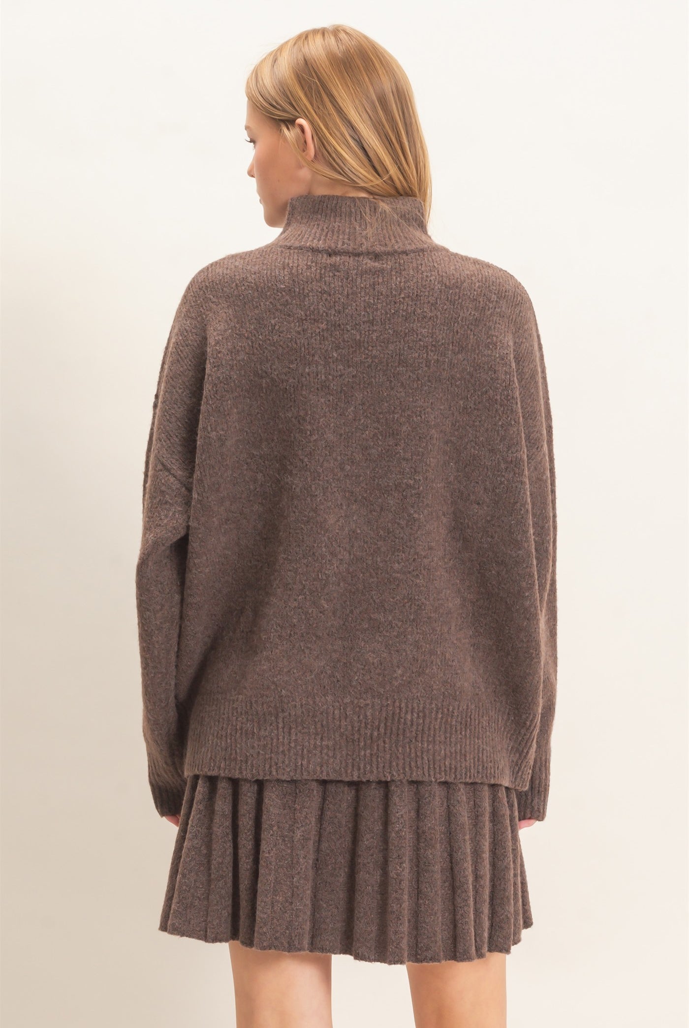 Wholesale Mock Neck Sweater And Pleated Skirt Set Clothing HF26F232-SET BROWN HYFVE