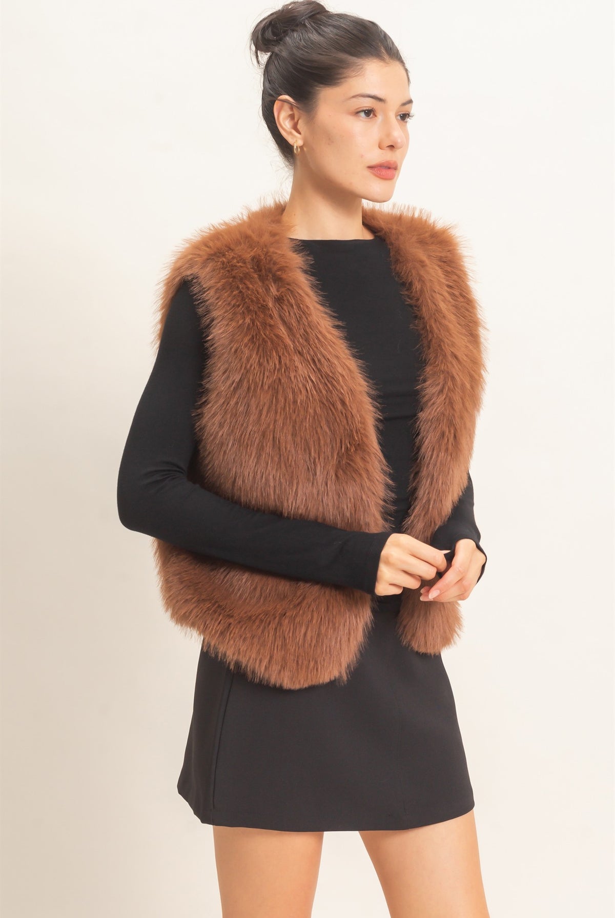 Wholesale Open-Front Faux Fur Vest Vests HF26F164 BROWN HYFVE