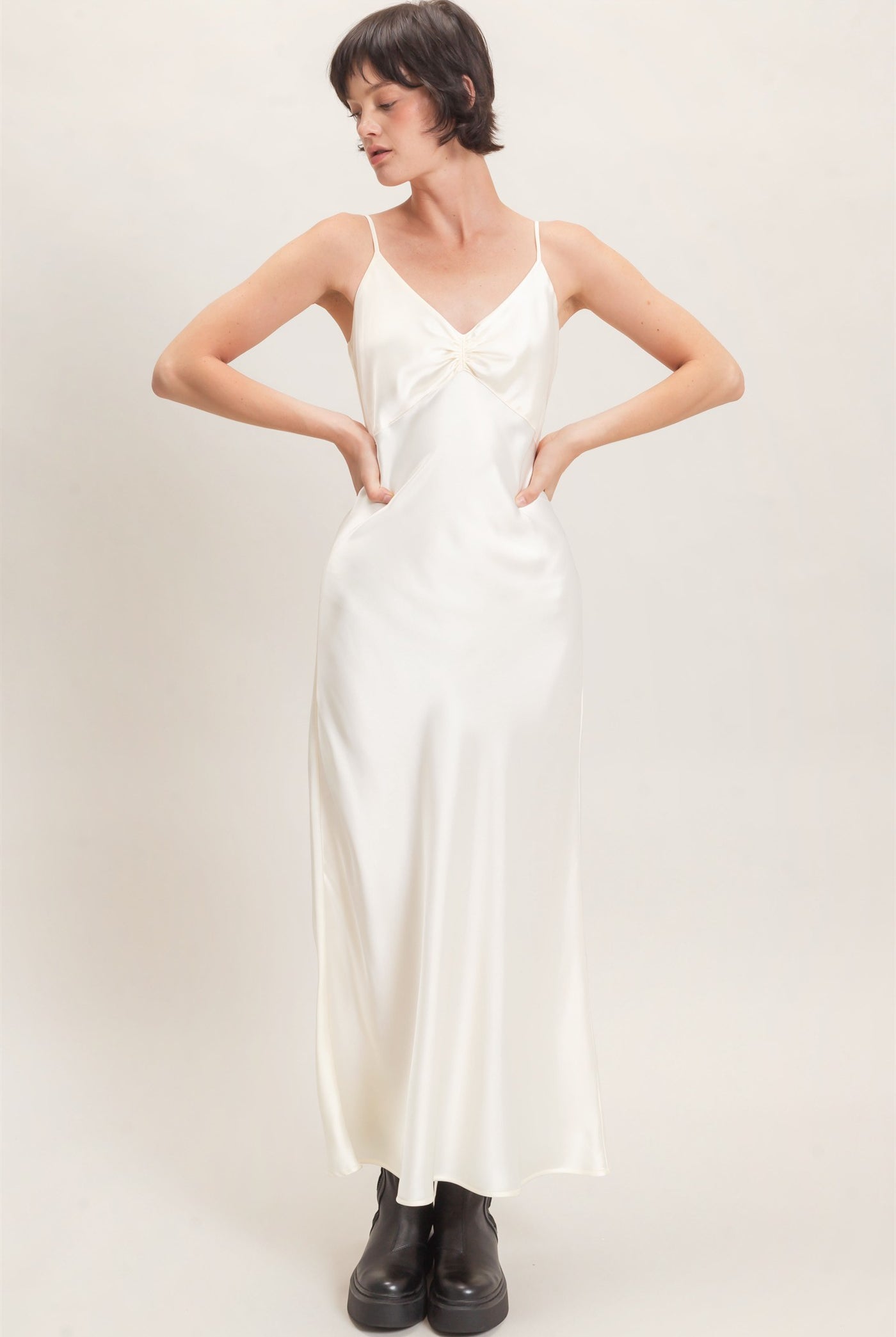 Wholesale Satin Slip Dress With Spaghetti Straps Dresses DZ26E380 CREAM DOUBLE ZERO