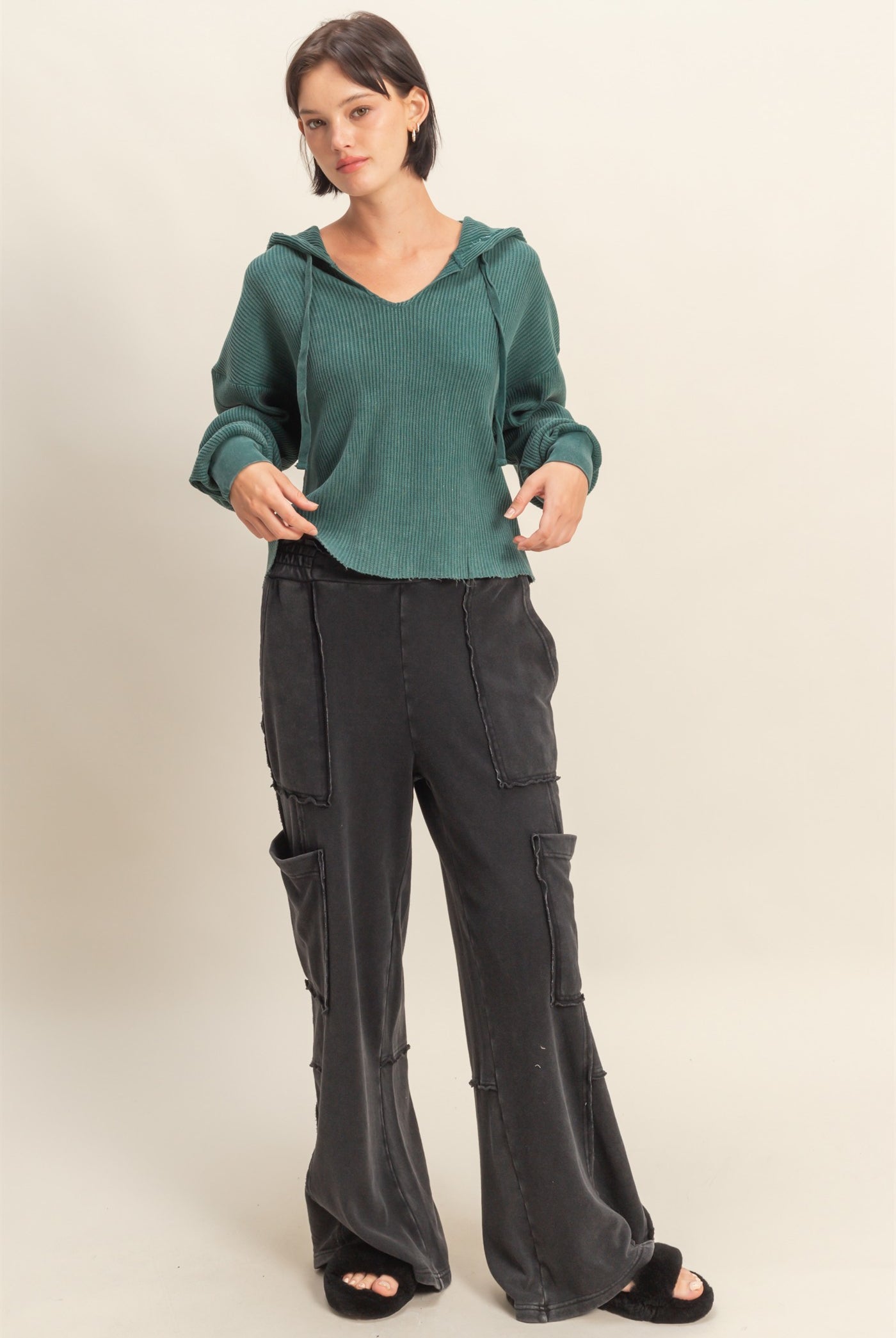 Wholesale Mineral Wash Oversized Utility Sweatpants Sweatpants DZ25C903 BLACK DOUBLE ZERO