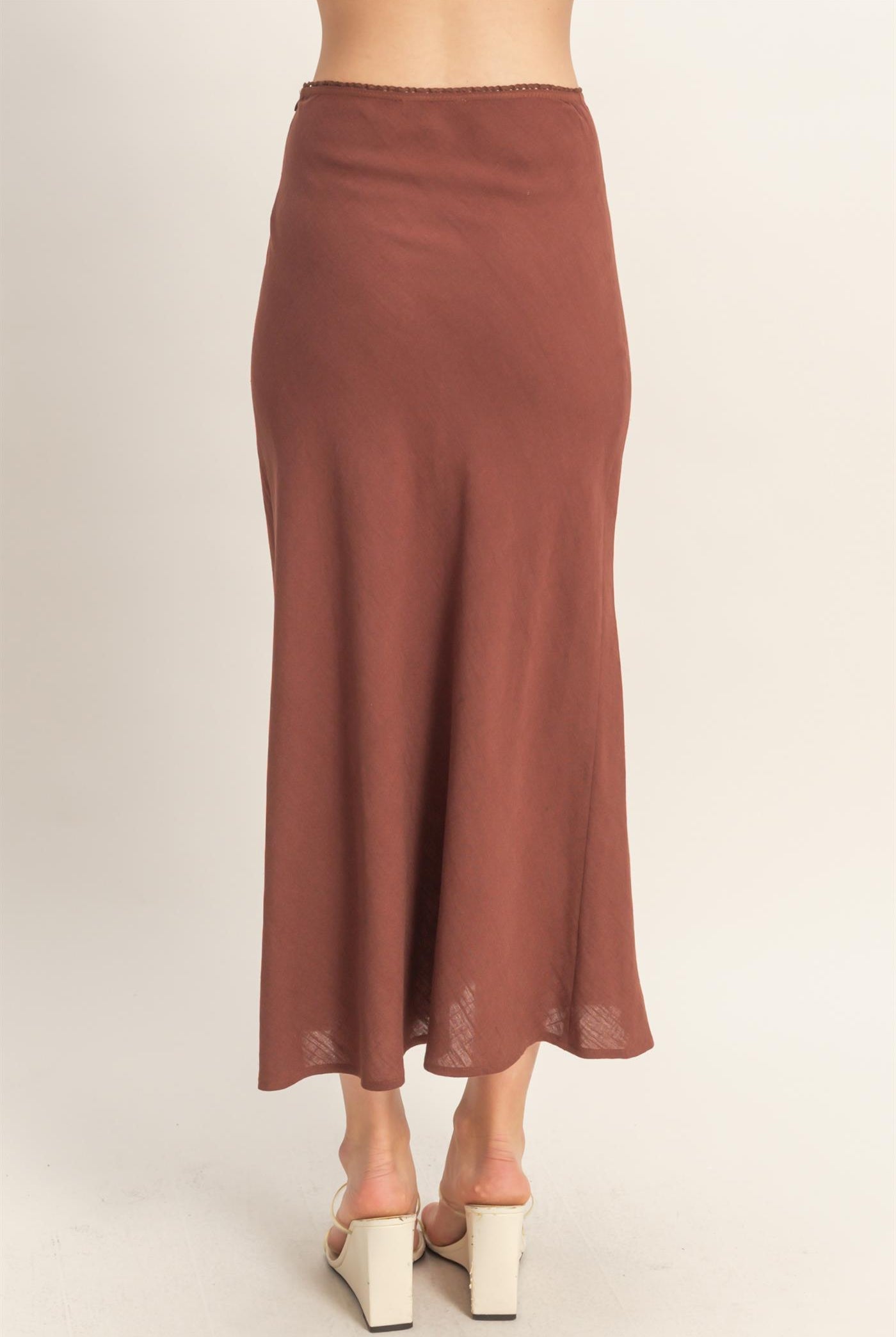 Wholesale Maxi Skirt With Elastic Waistband Skirts HF26A473-D CHOCOLATE HYFVE