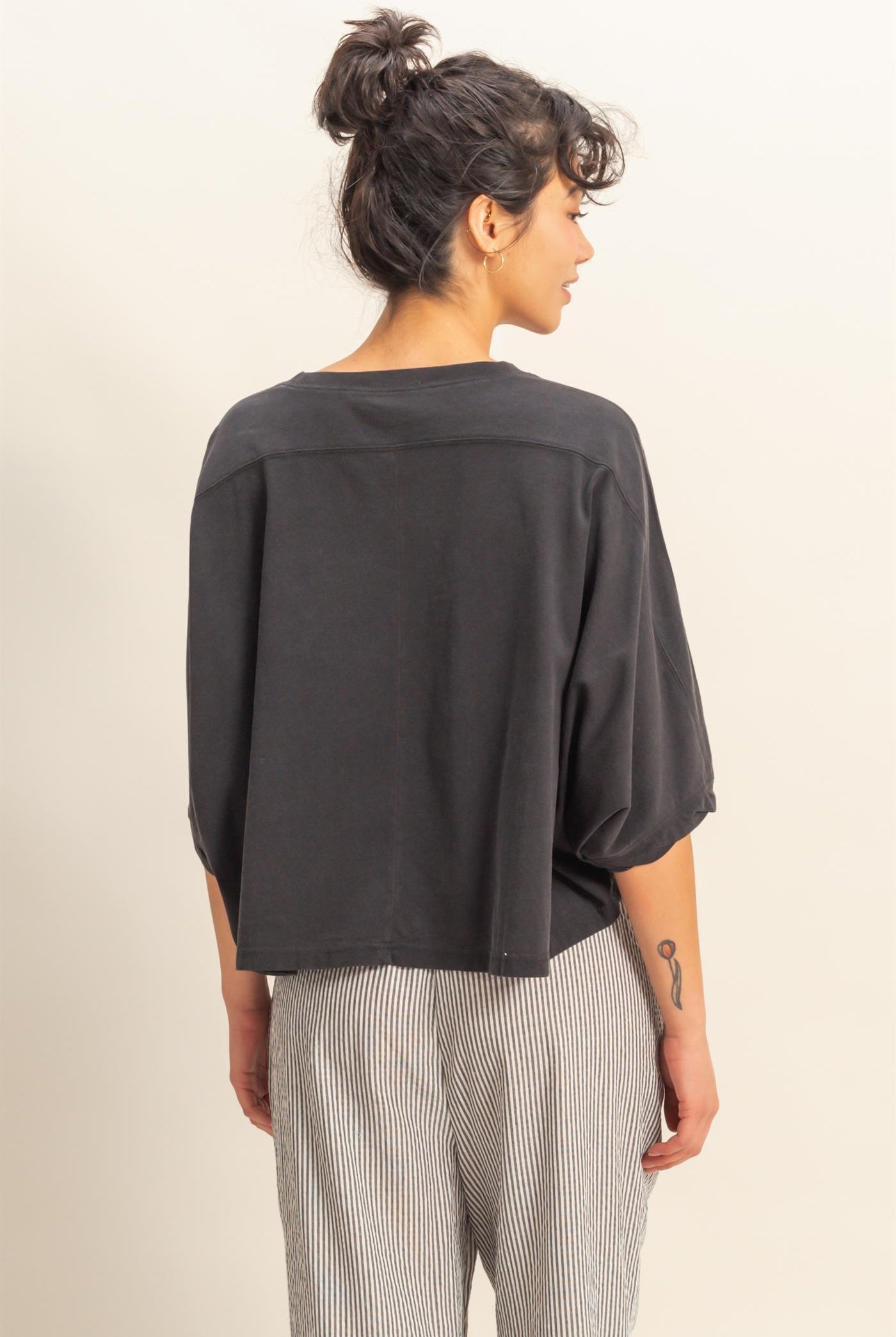 Wholesale Flowy Bat Wing Sleeves Knit Top Clothing Tops DZ25A797 BLACK DOUBLE ZERO