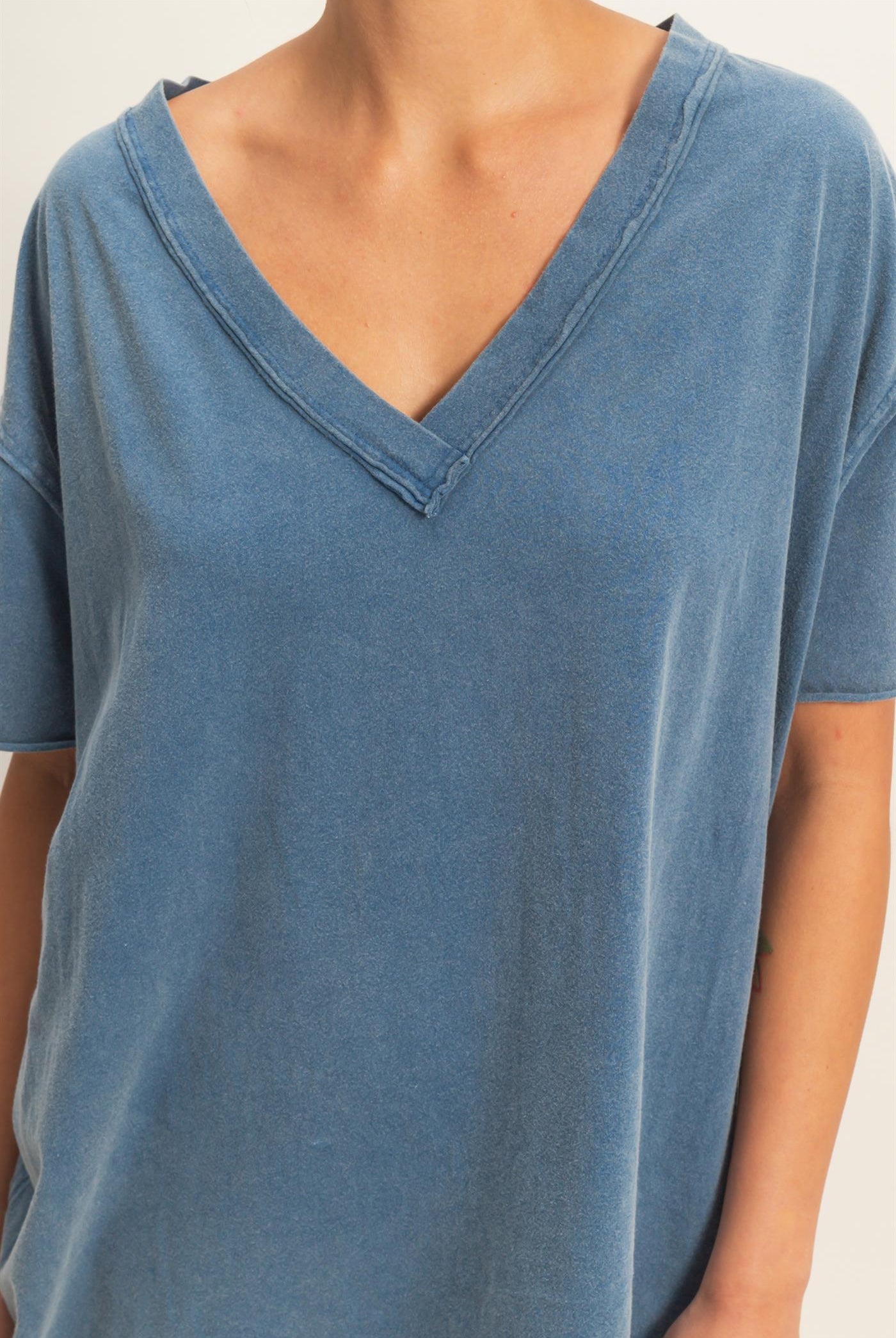 Wholesale Washed V-Neck Oversized Tee Clothing Tops DZ26A760 NAVY DOUBLE ZERO