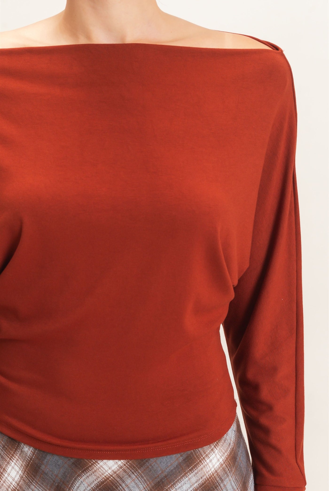 Wholesale Wide Boat Neck Dolman Sleeve Top Shirts HF26C883 BURNT SIENNA HYFVE