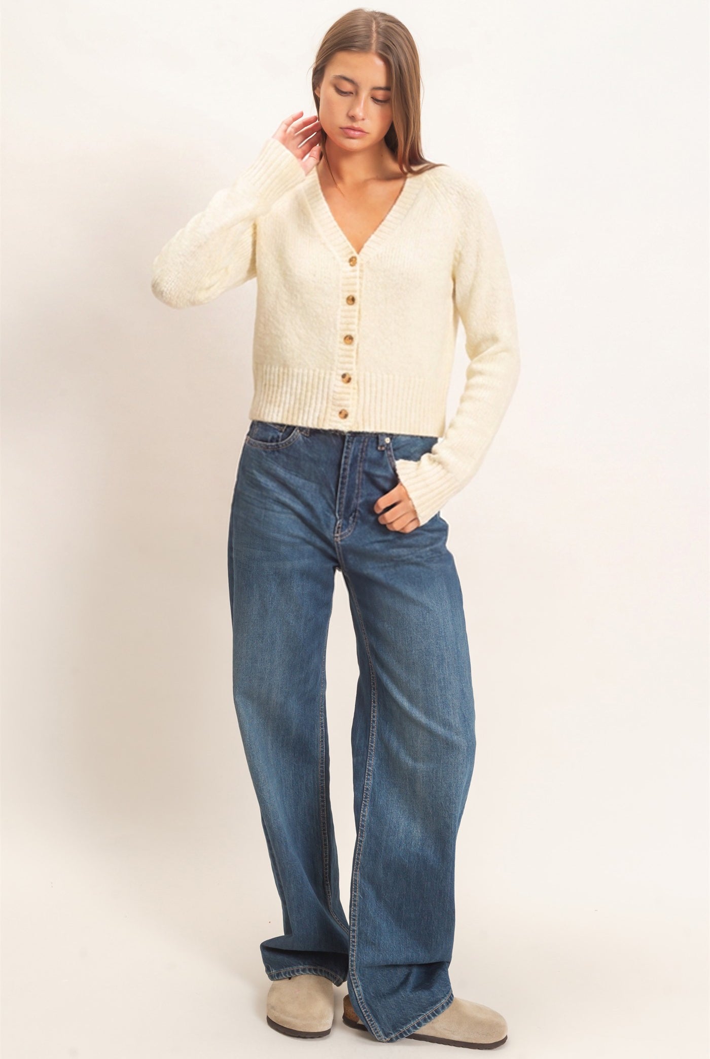 Wholesale V-Neck Cardigan Cardigans DZ26E326 CREAM DOUBLE ZERO
