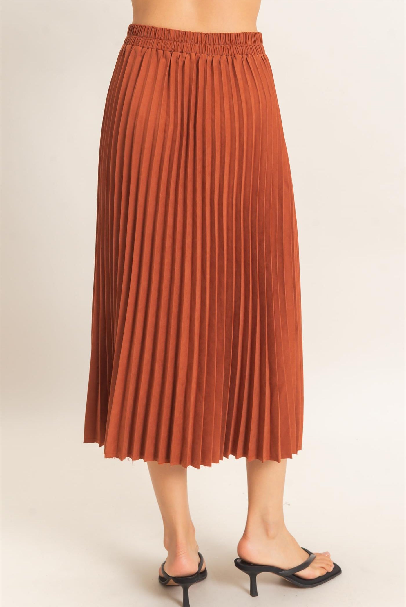 Wholesale Suede Accordion Pleated Skirt Skirts HF26F084-D RUST HYFVE