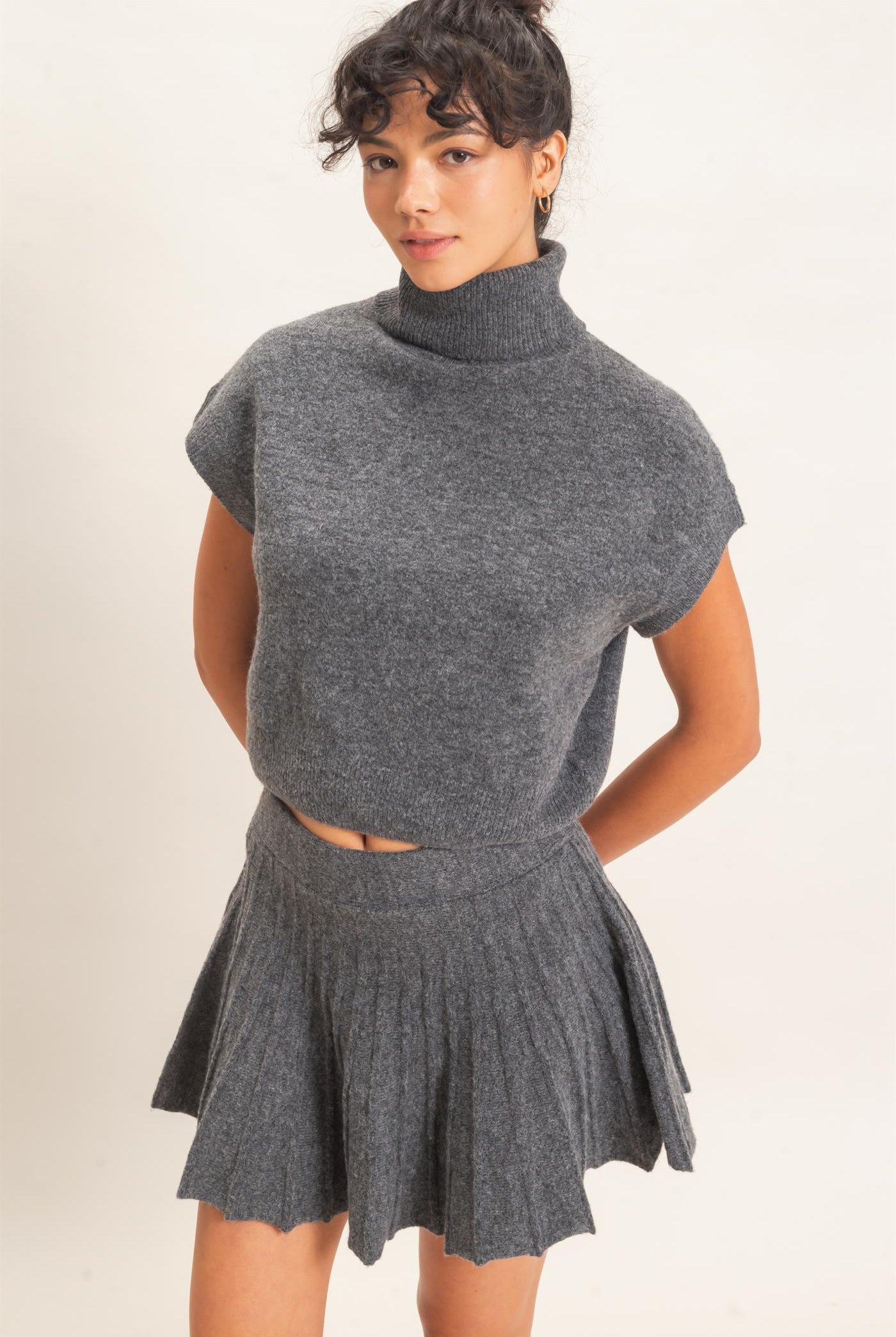 Wholesale Turtleneck Crop Top And Pleated Skirt Set Clothing DZ26C981-SET CHARCOAL DOUBLE ZERO