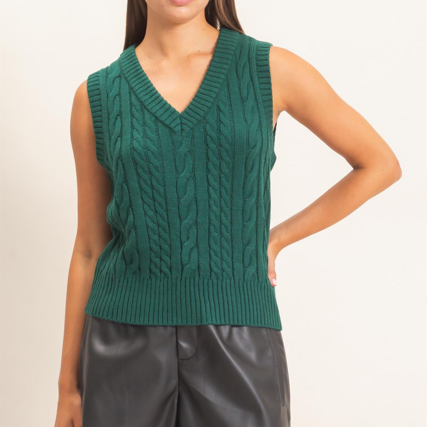 Wholesale Cable Knit V-Neck Sweater Vest Sweaters DZ26E548 DARK GREEN DOUBLE ZERO