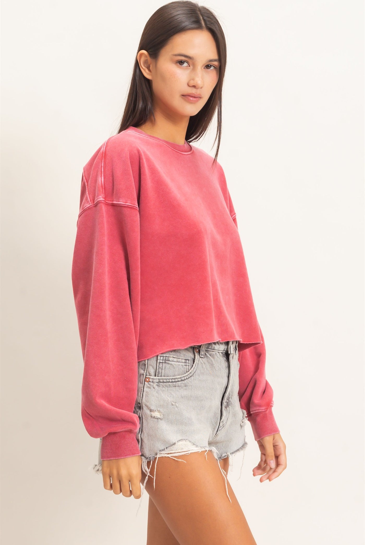 Wholesale Mineral Wash Raw Hem Cropped Sweatshirt Sweatshirts DZ26C968 DARK RED DOUBLE ZERO