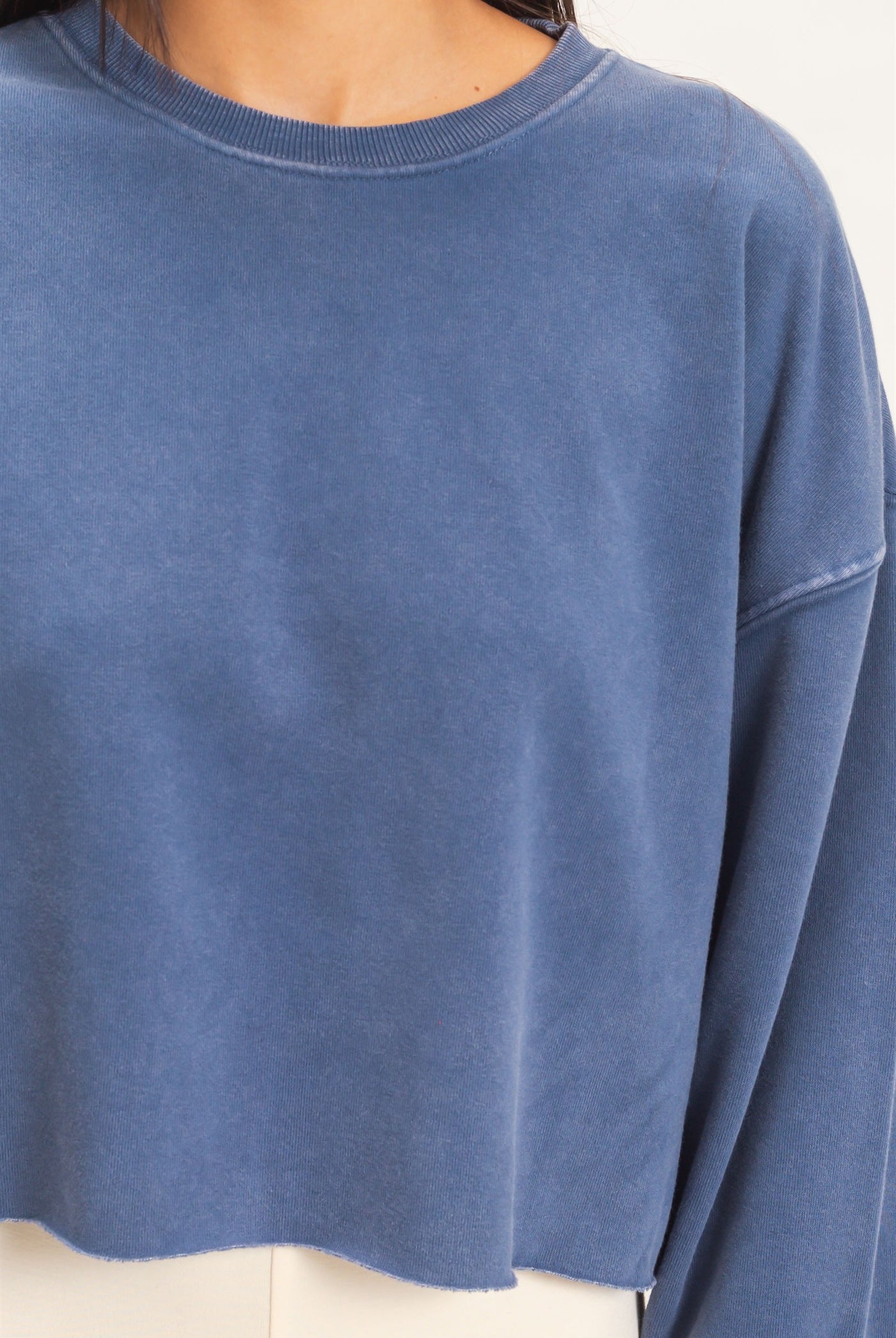 Wholesale Mineral Wash Raw Hem Cropped Sweatshirt Sweatshirts DZ26C968 NAVY DOUBLE ZERO