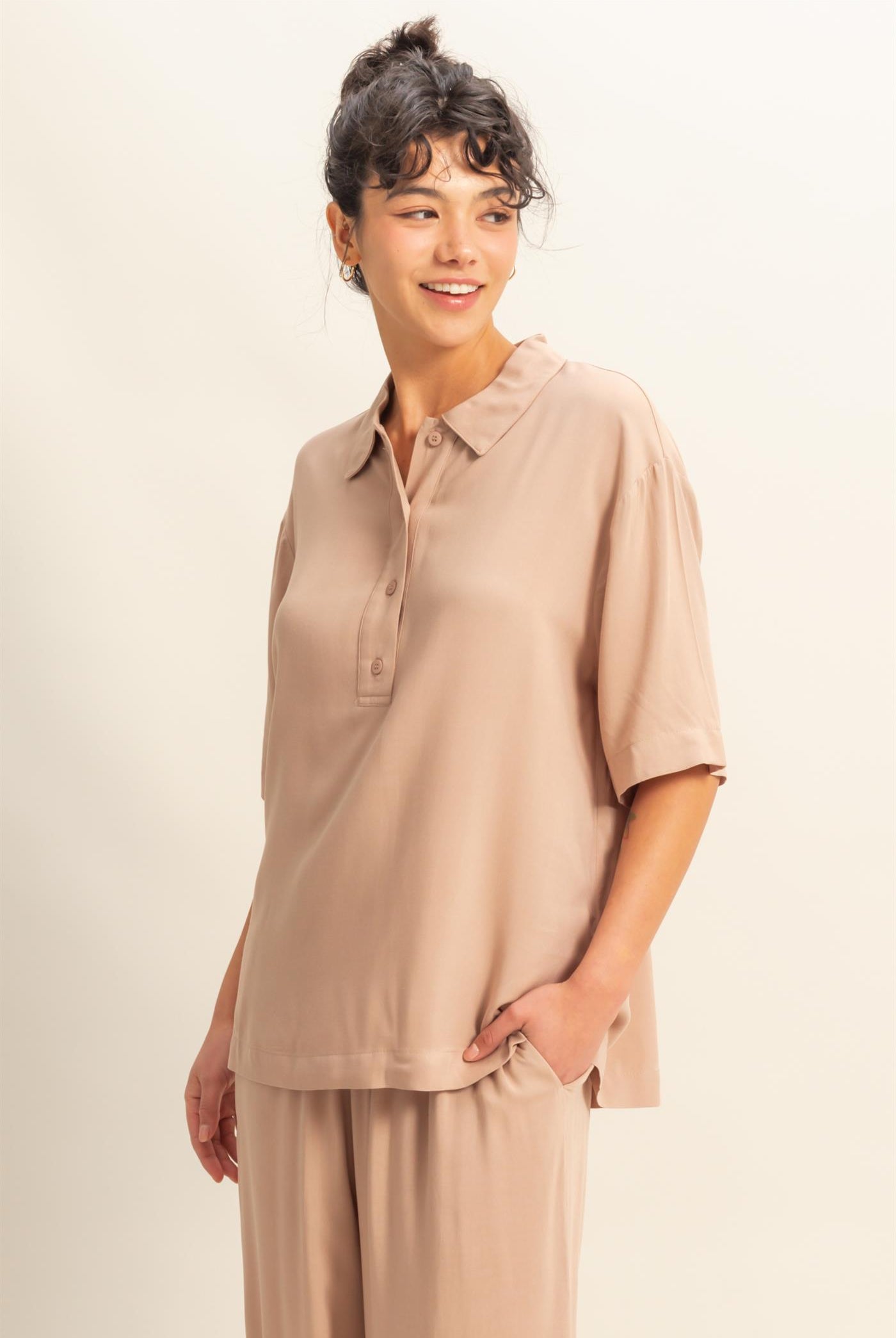 Wholesale Woven Half Button-Up Relaxed Top Clothing Tops DZ25C814 DARK TAUPE DOUBLE ZERO