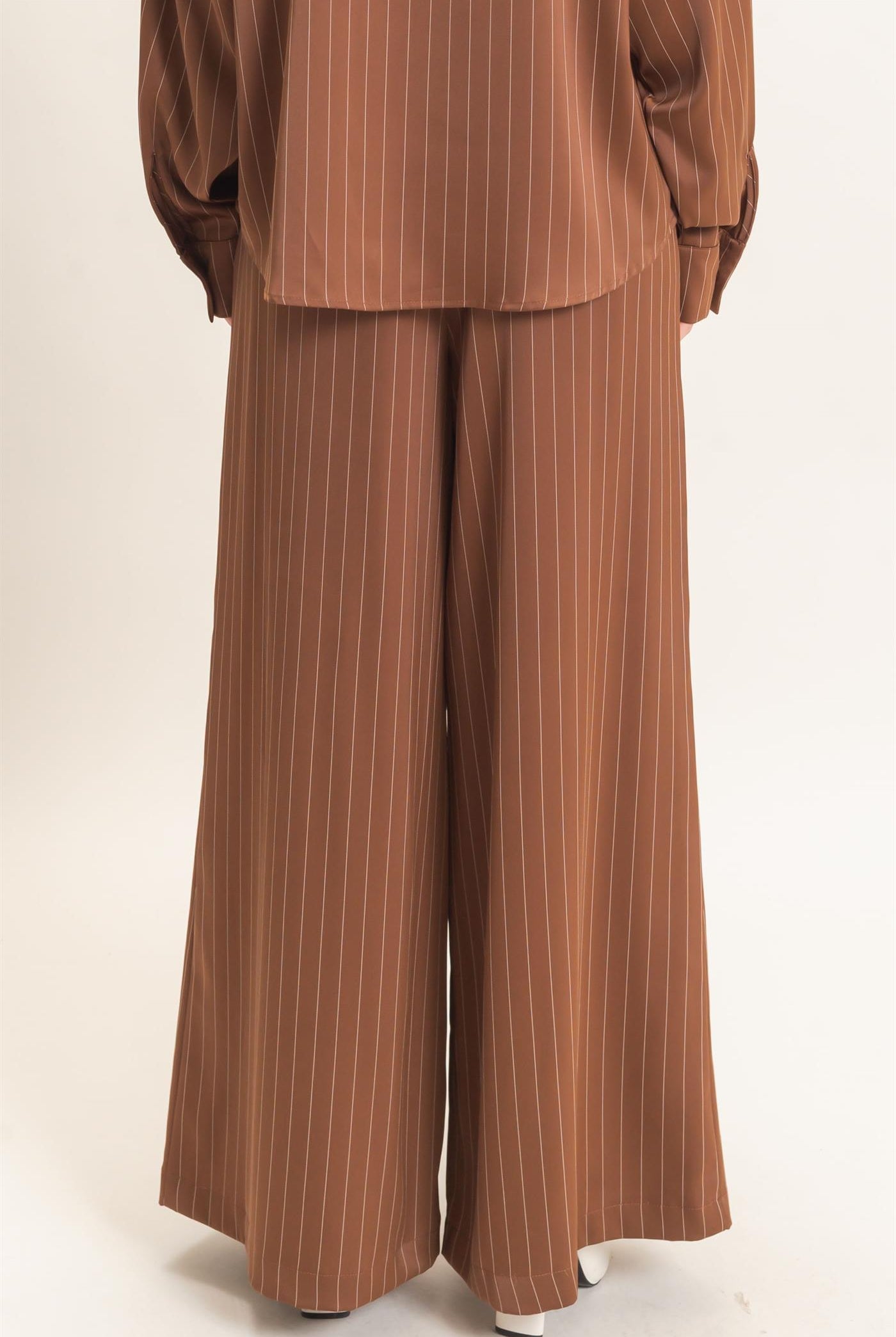 Wholesale Pinstripe Wide-Leg Pants Pants HF25F030 CHOCOLATE HYFVE