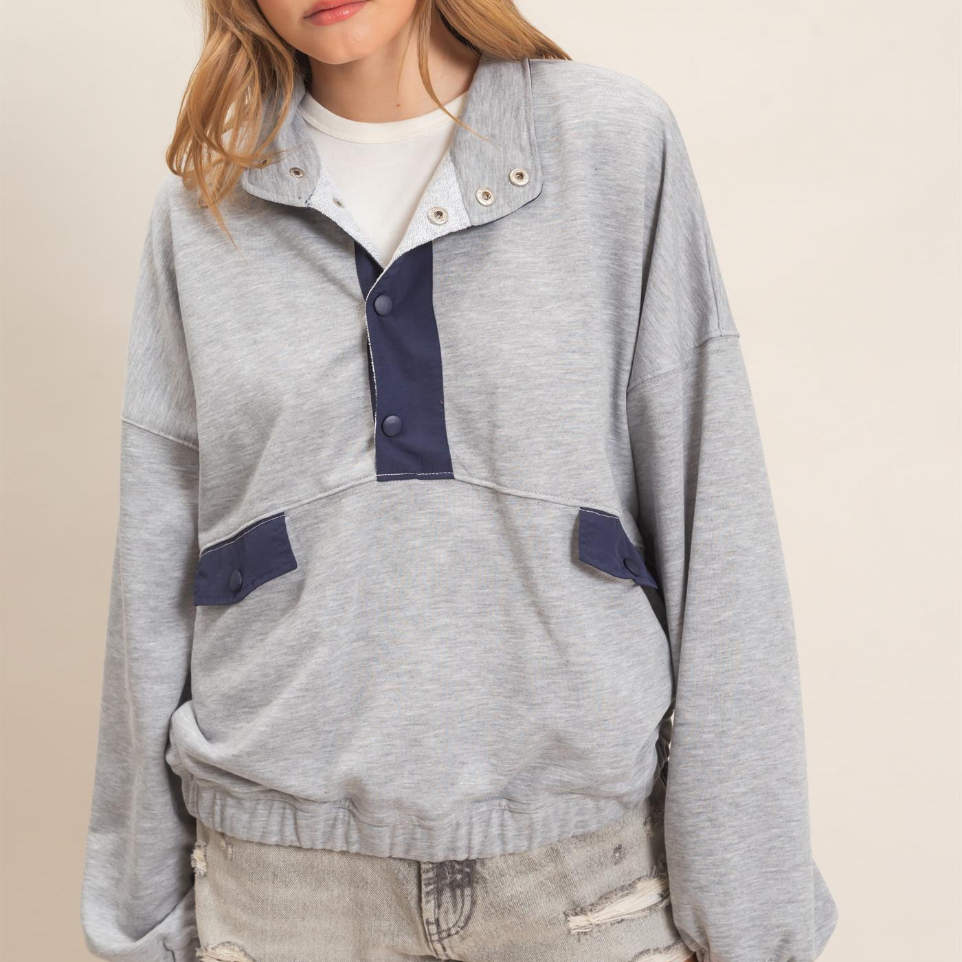 Wholesale Contrast Button-Up Collar Top Clothing Tops HF26C875 HEATHER GRAY HYFVE