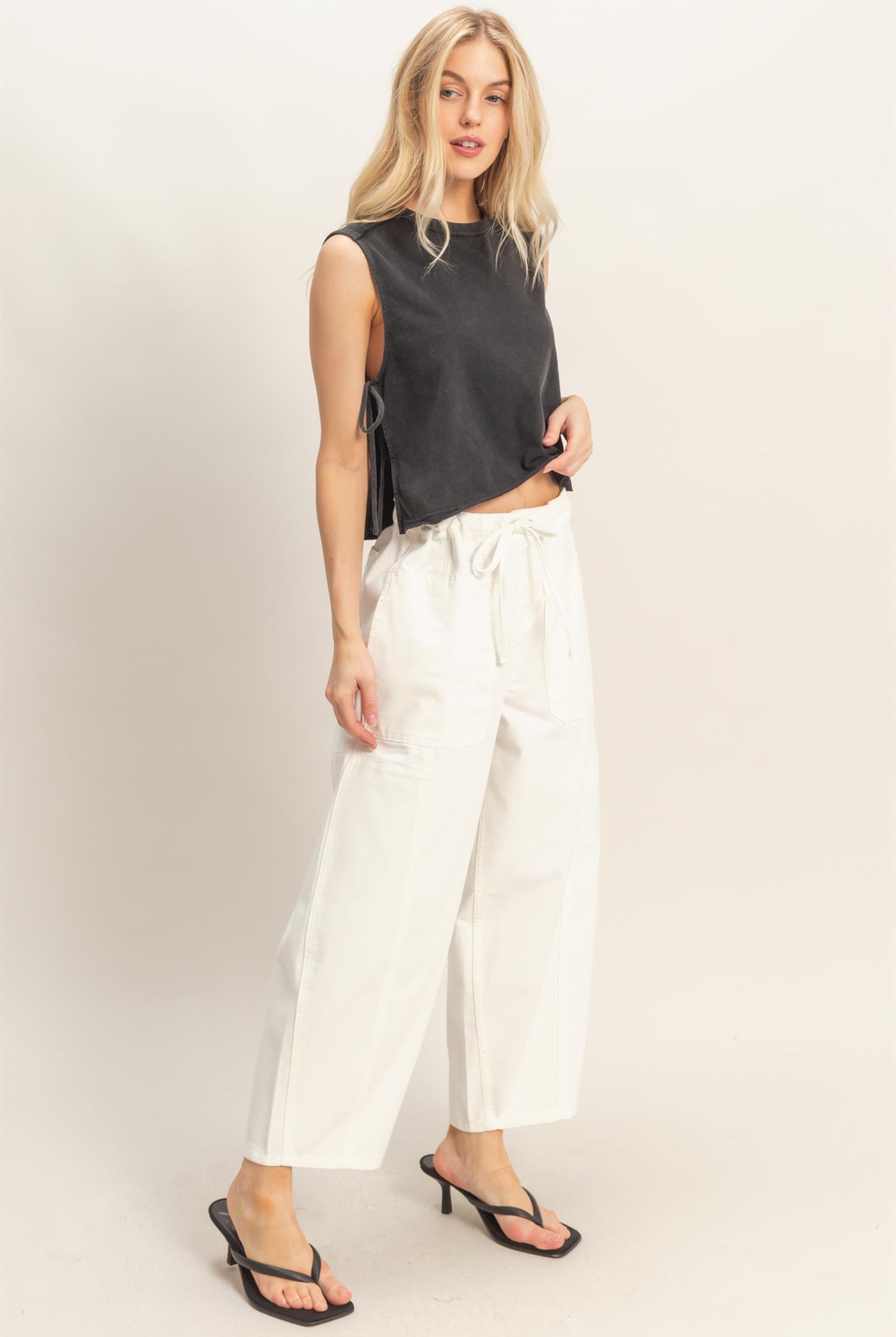 Wholesale Wide Pants With Oversize Pockets Pants HF26A125 WHITE HYFVE