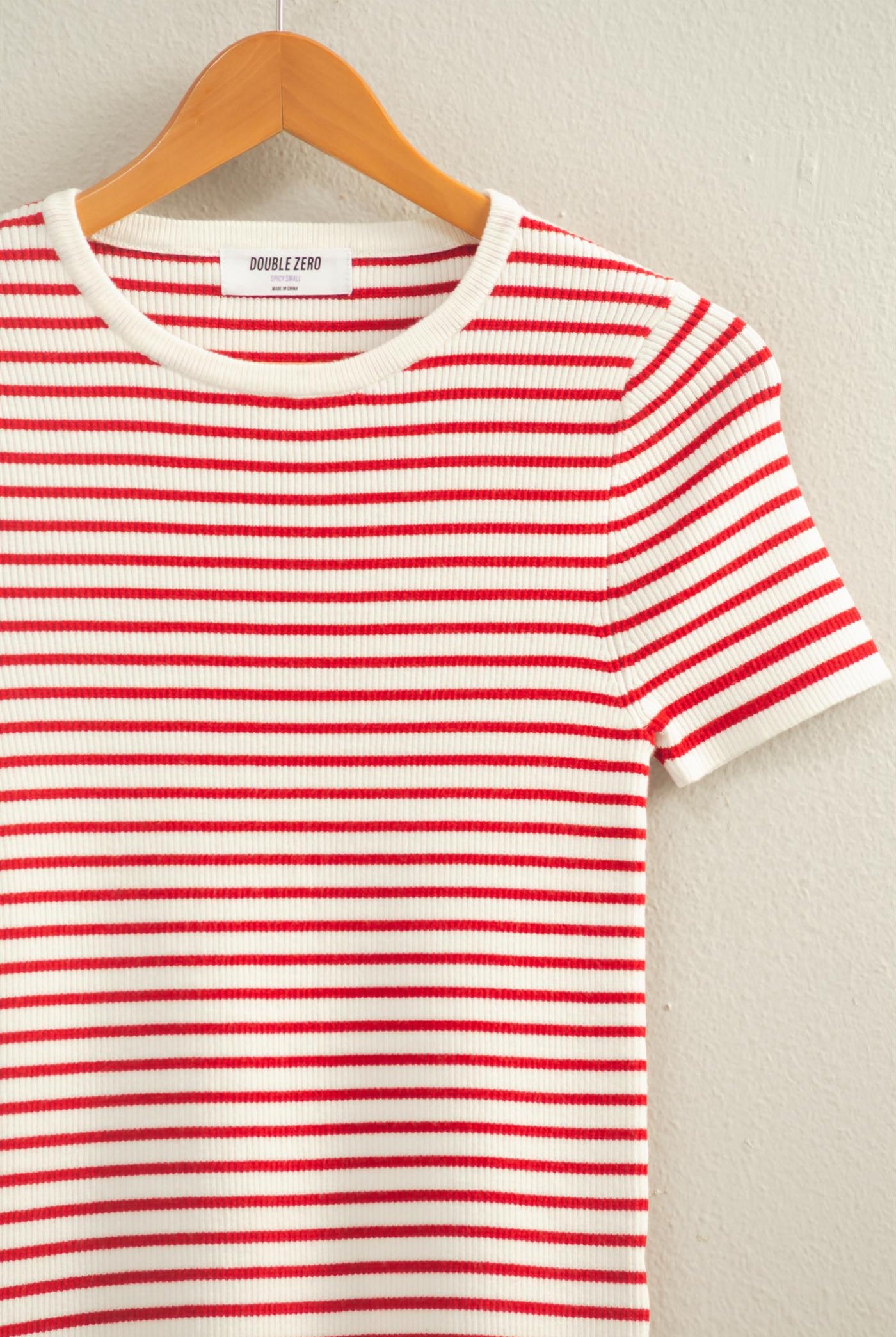 Wholesale Striped Ribbed Short Sleeve Crew Neck Knit Top Clothing Tops DZ26A450 RED DOUBLE ZERO