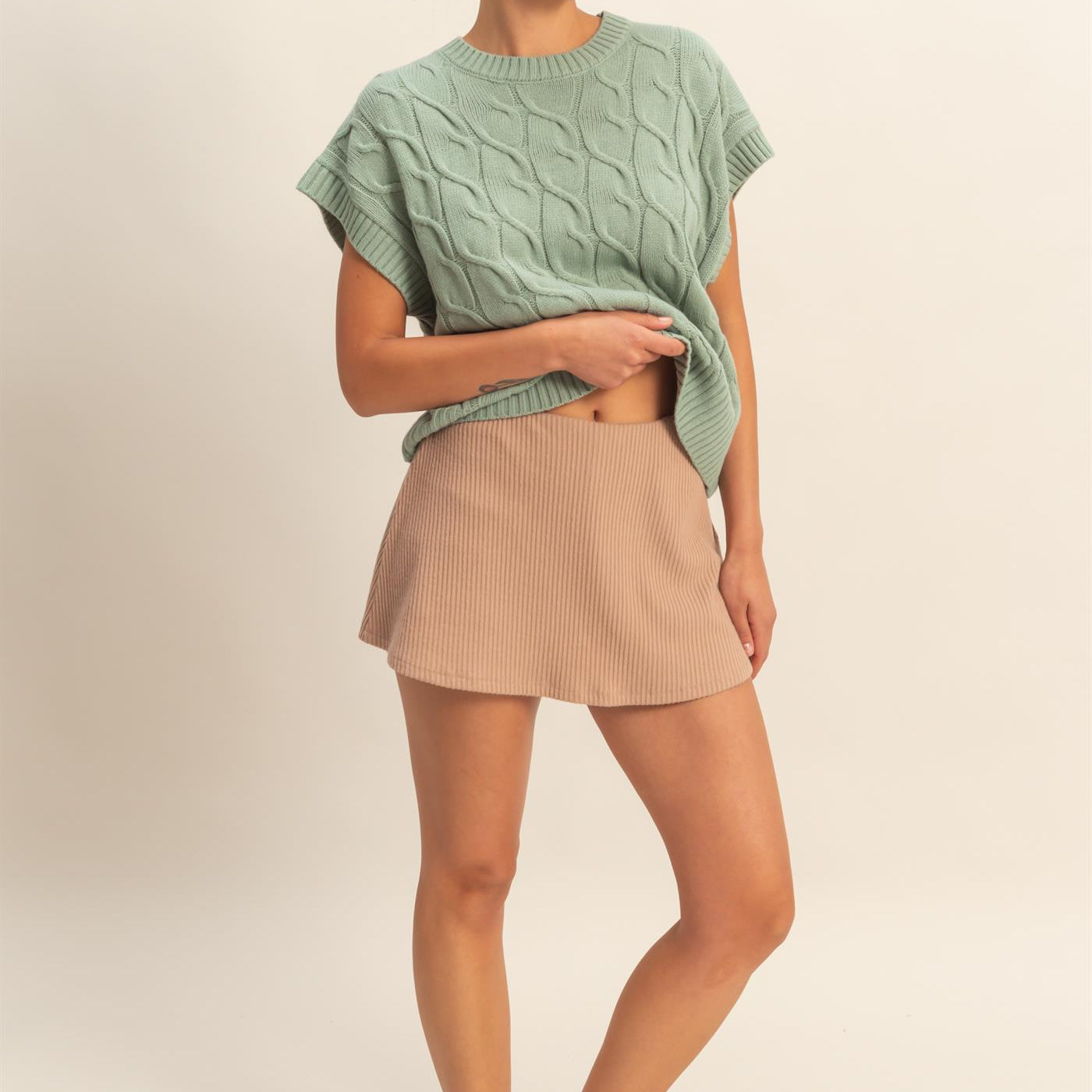 Wholesale Sleeveless Oversized Cable Knit Sweater Vest Vests DZ25C905 SAGE GREEN DOUBLE ZERO