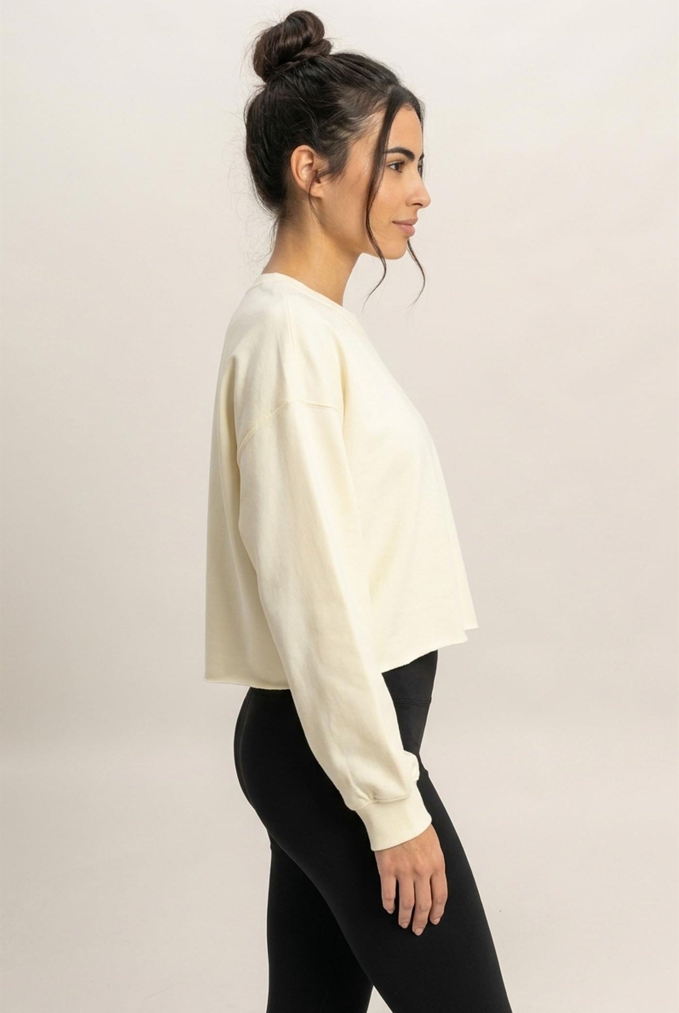 Wholesale Mineral Wash Raw Hem Cropped Sweatshirt Sweatshirts DZ26C968 CREAM DOUBLE ZERO