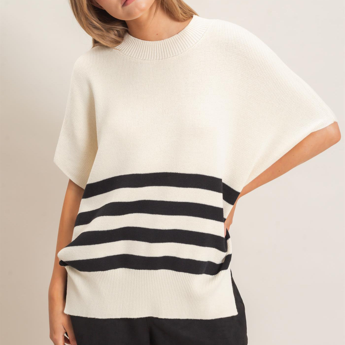 Wholesale Striped Ribbed Crew Neck Sweater Sweaters HF26E350-D CREAM HYFVE