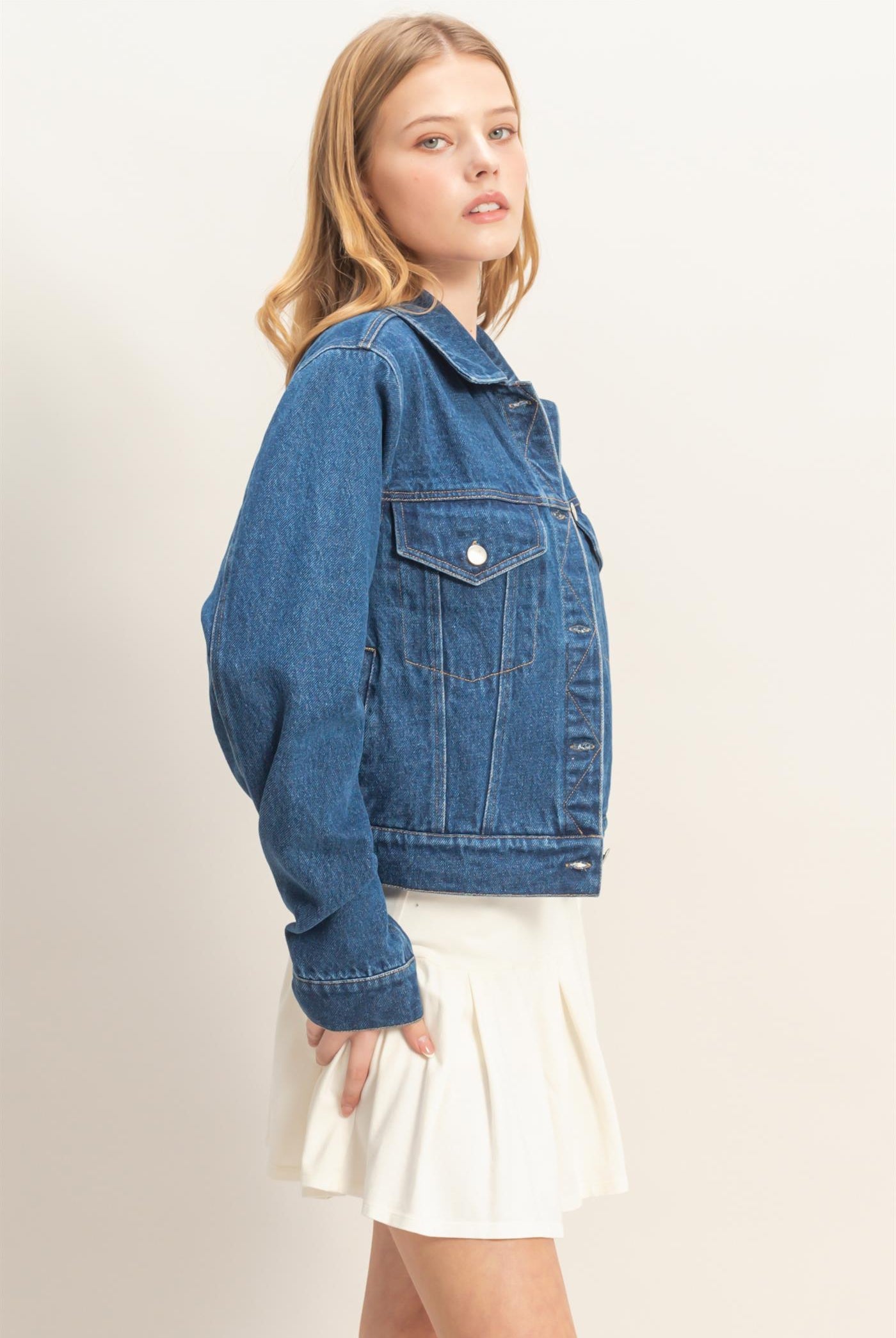 Wholesale Denim Button-Up Jacket Coats & Jackets HF26C725 BLUE HYFVE