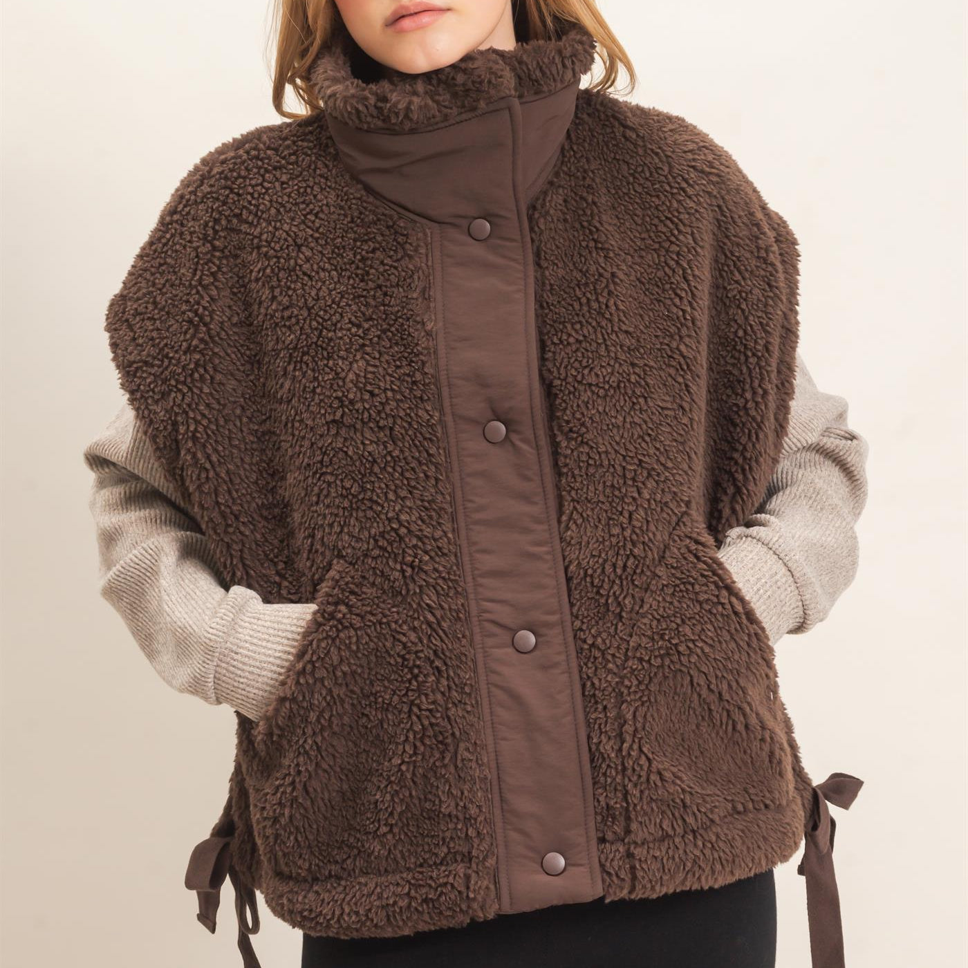 Wholesale Sherpa Vest With Snap Closure Outerwear HF26F131-D BROWN HYFVE