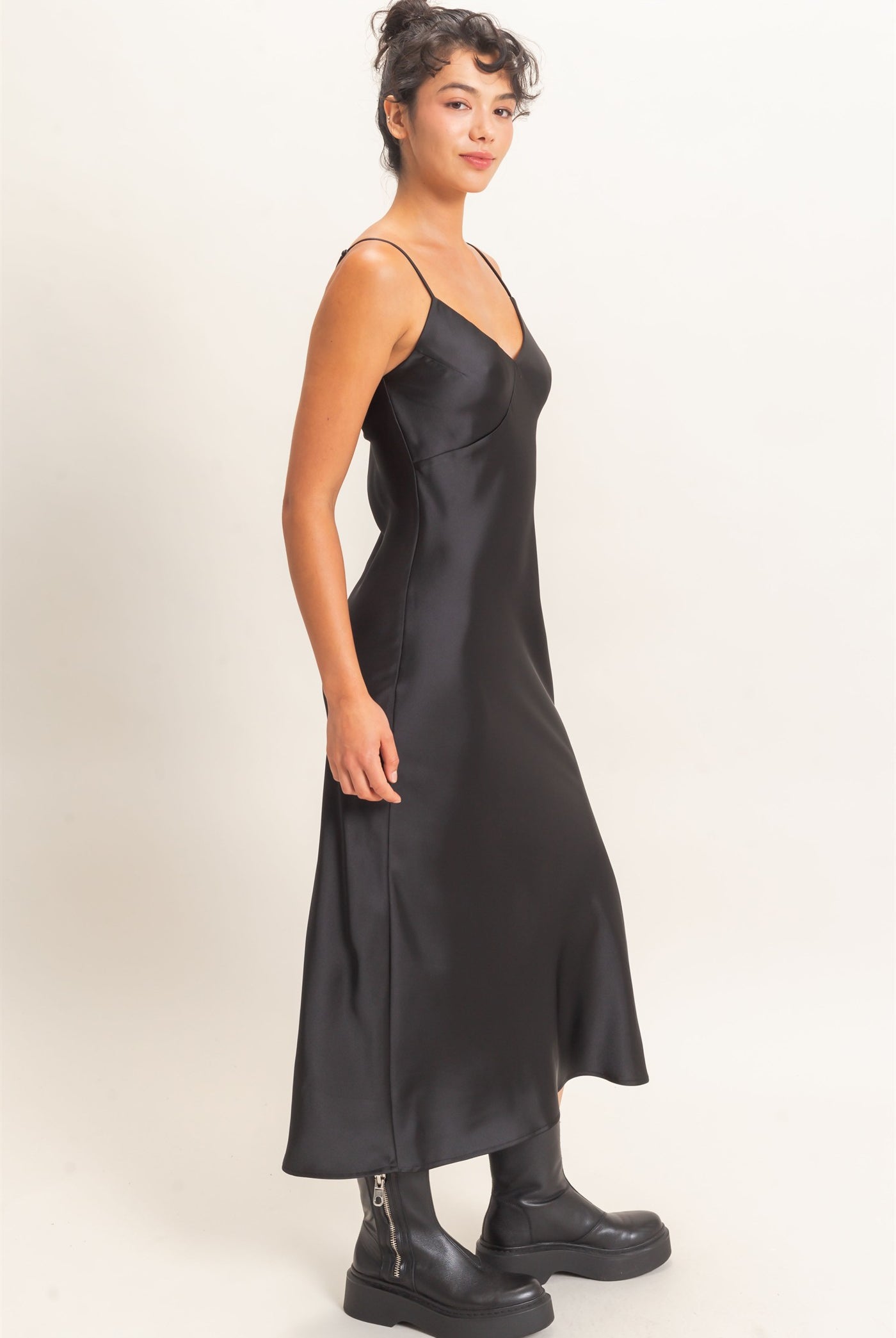 Wholesale Satin V-Neck Slip Dress Dresses DZ26E262 BLACK DOUBLE ZERO