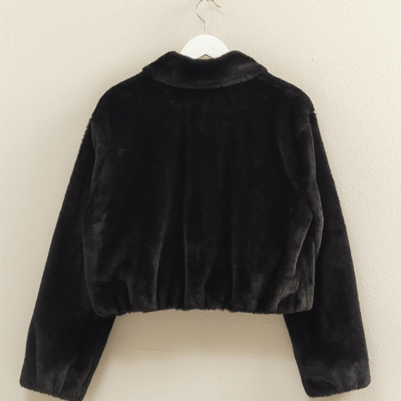 Wholesale Faux Fur Zip Up Jacket With Plush Collar Coats & Jackets HF25E940 BLACK HYFVE