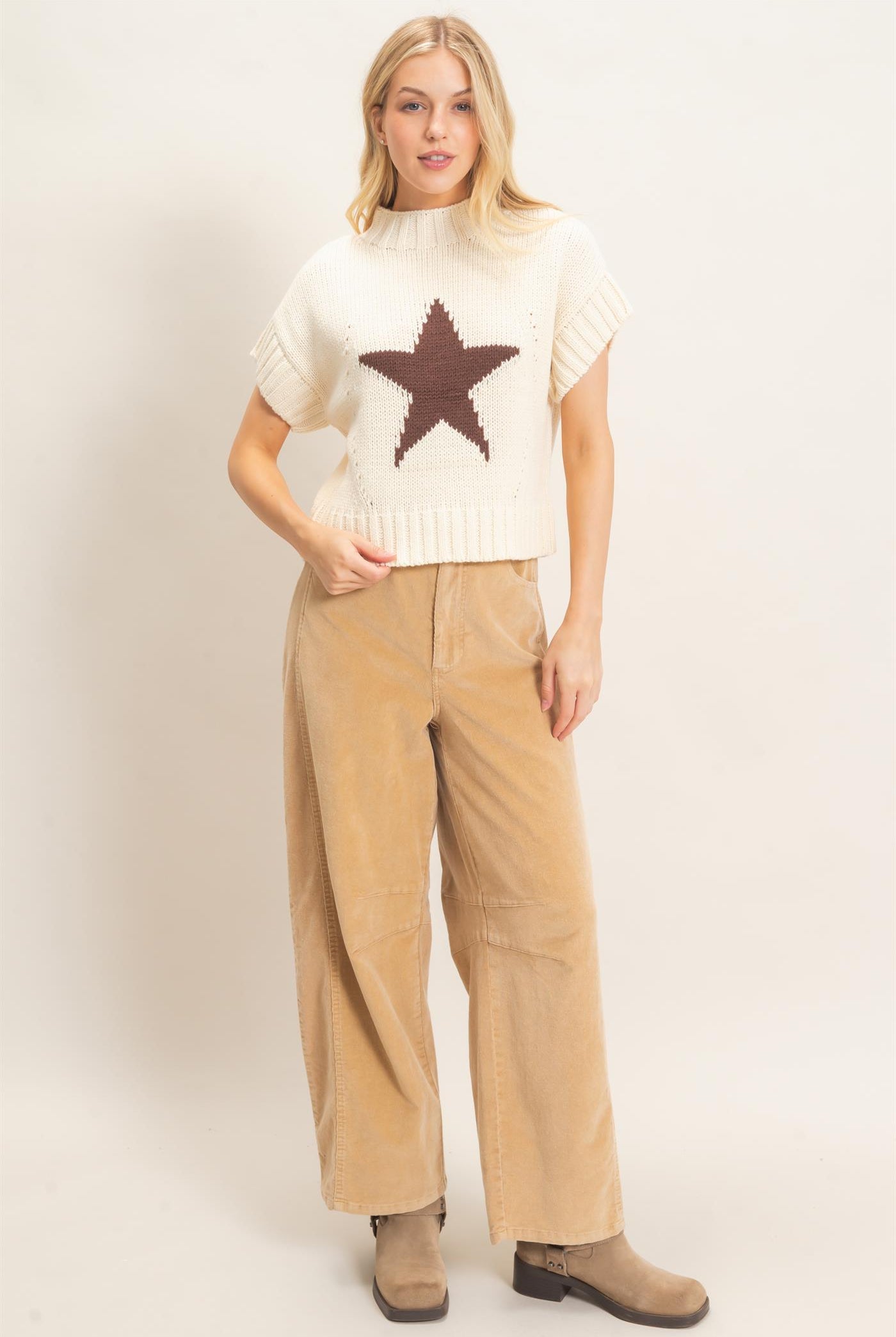 Wholesale Star Pattern Ribbed Sweater Sweaters HF26E051 CREAM HYFVE