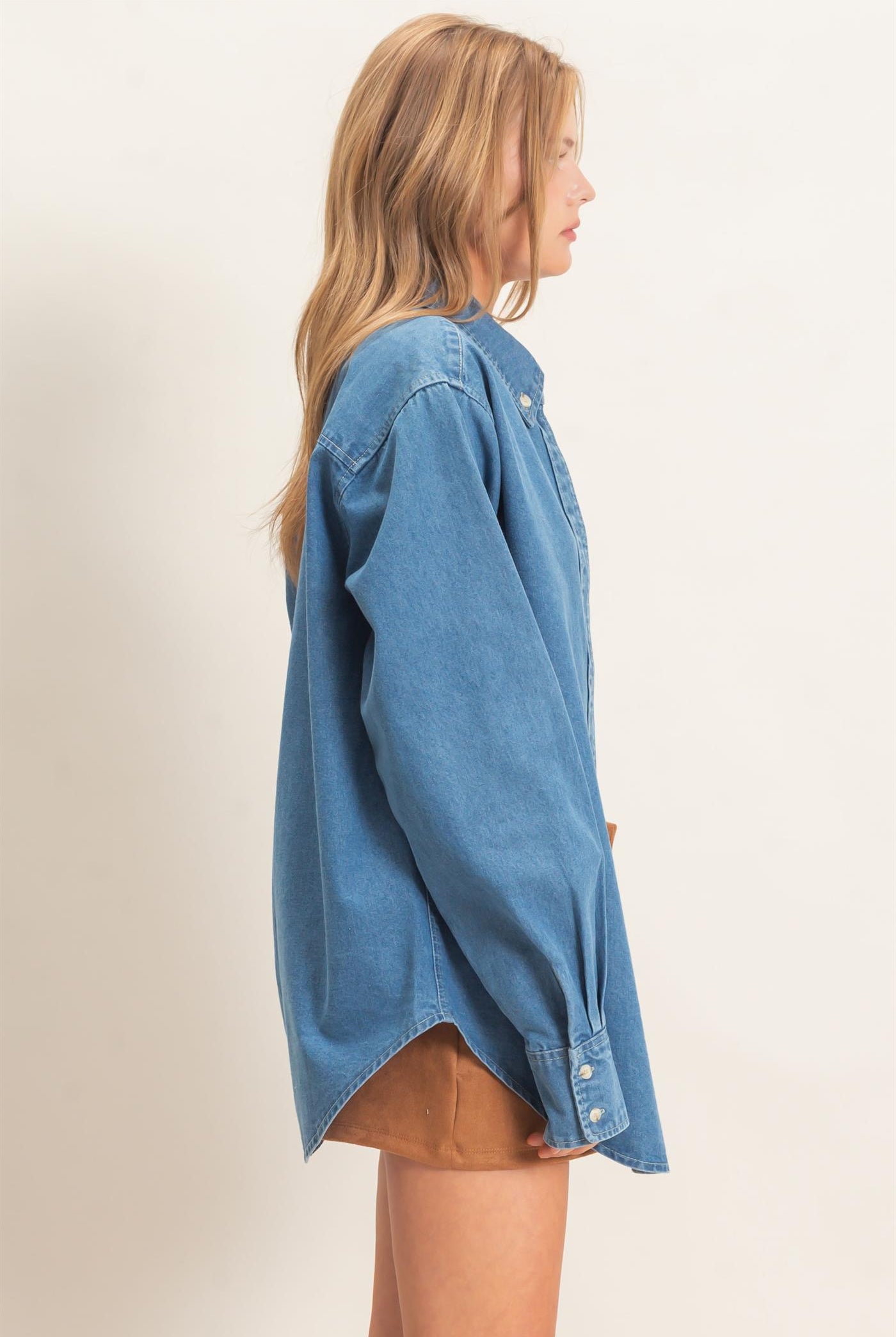 Wholesale Button-Up Denim Shirt Shirts HF26E420 LIGHT DENIM HYFVE