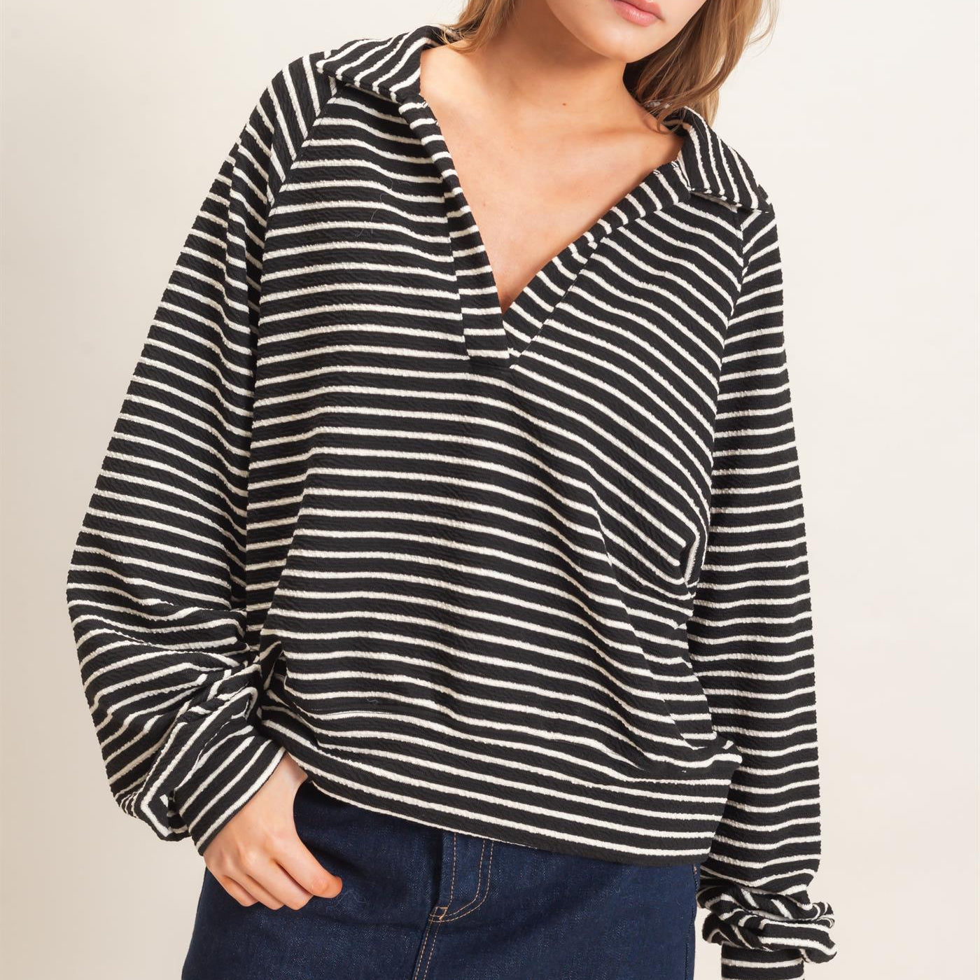 Wholesale Striped Collared Sweatshirt Sweatshirts HF26F095 BLACK HYFVE