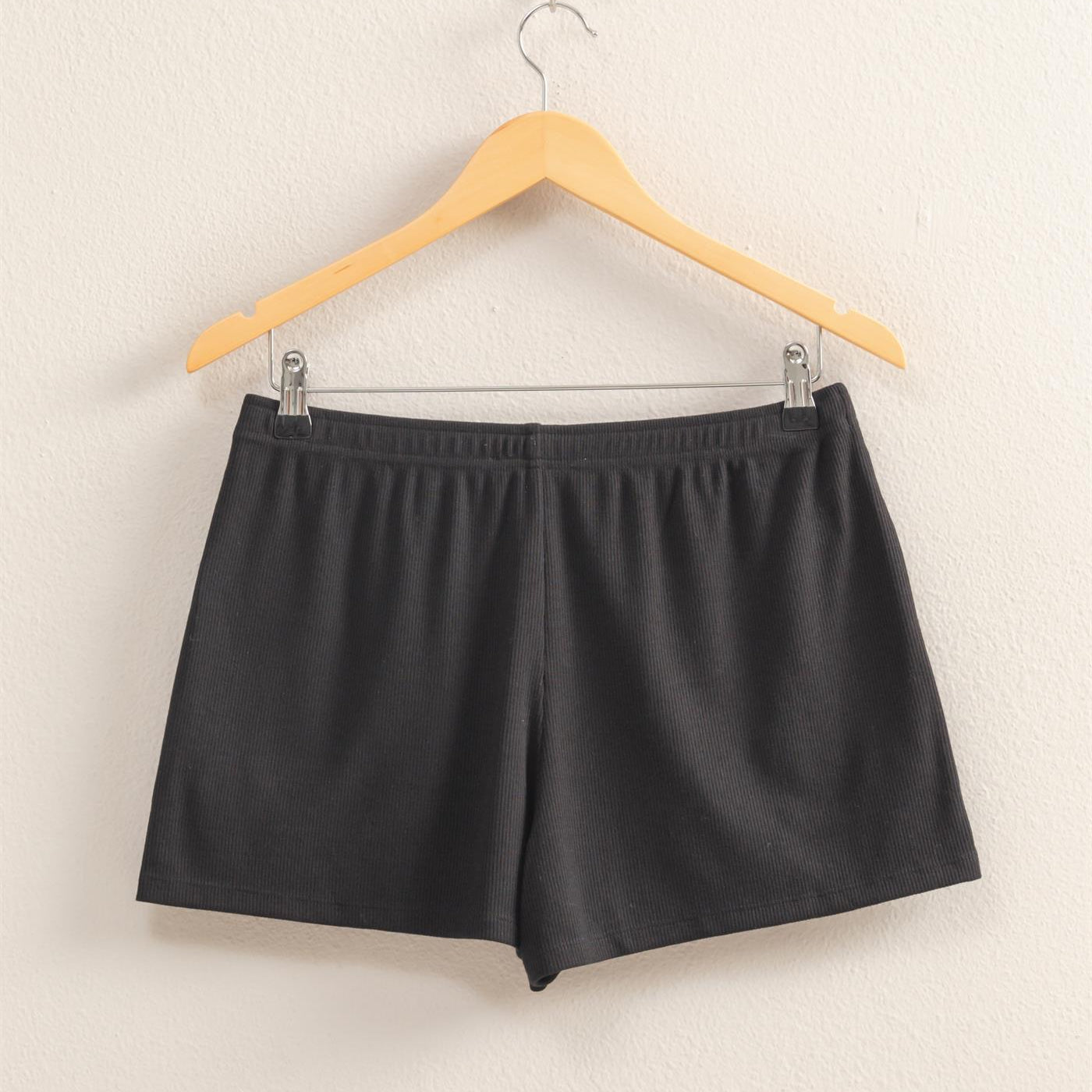 Wholesale High Waist Button Detail Flowy Shorts Shorts DZ25A934 BLACK DOUBLE ZERO