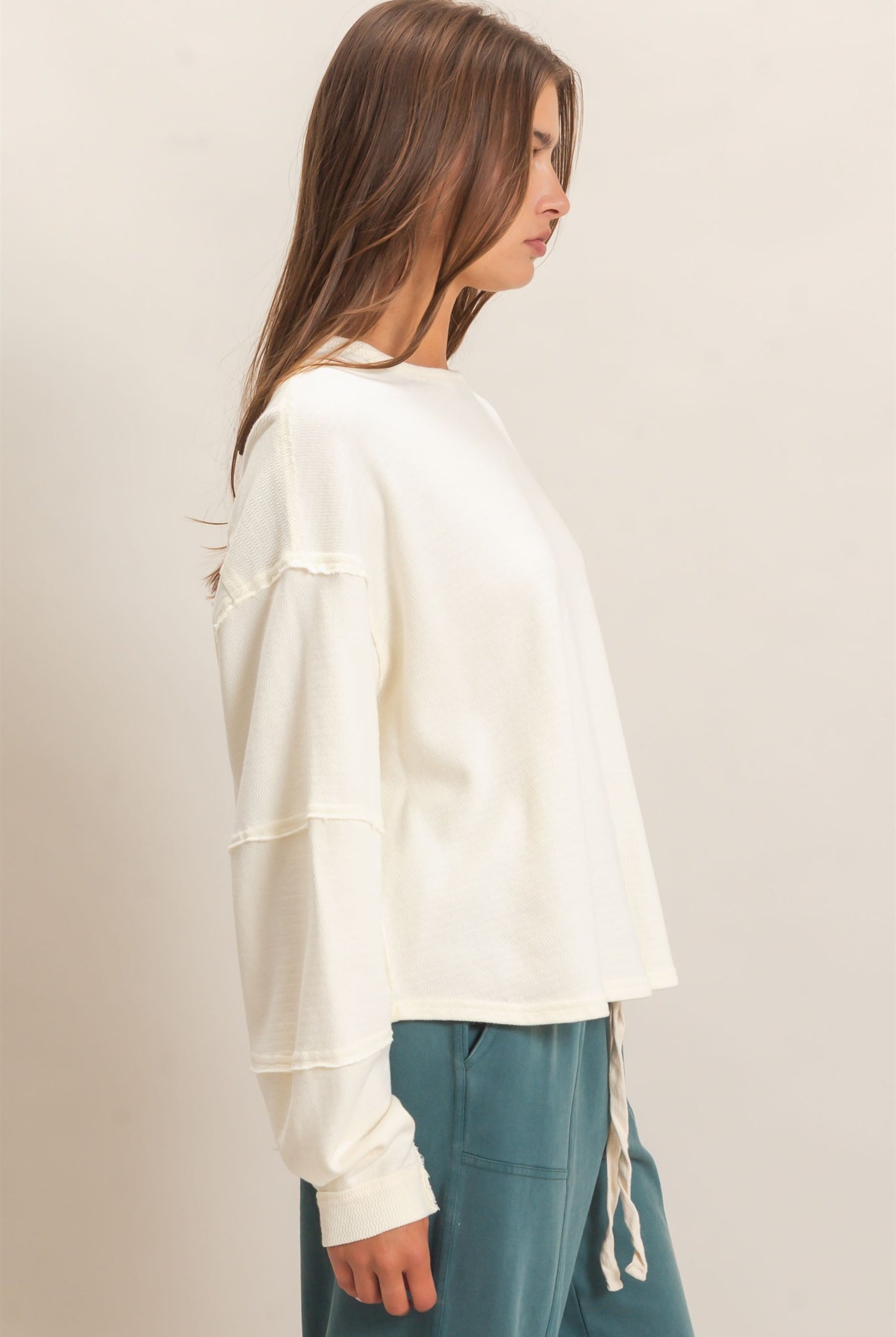 Wholesale Mineral Wash Overzised Raw Edge Crew Neck Top Clothing Tops DZ26E449 CREAM DOUBLE ZERO