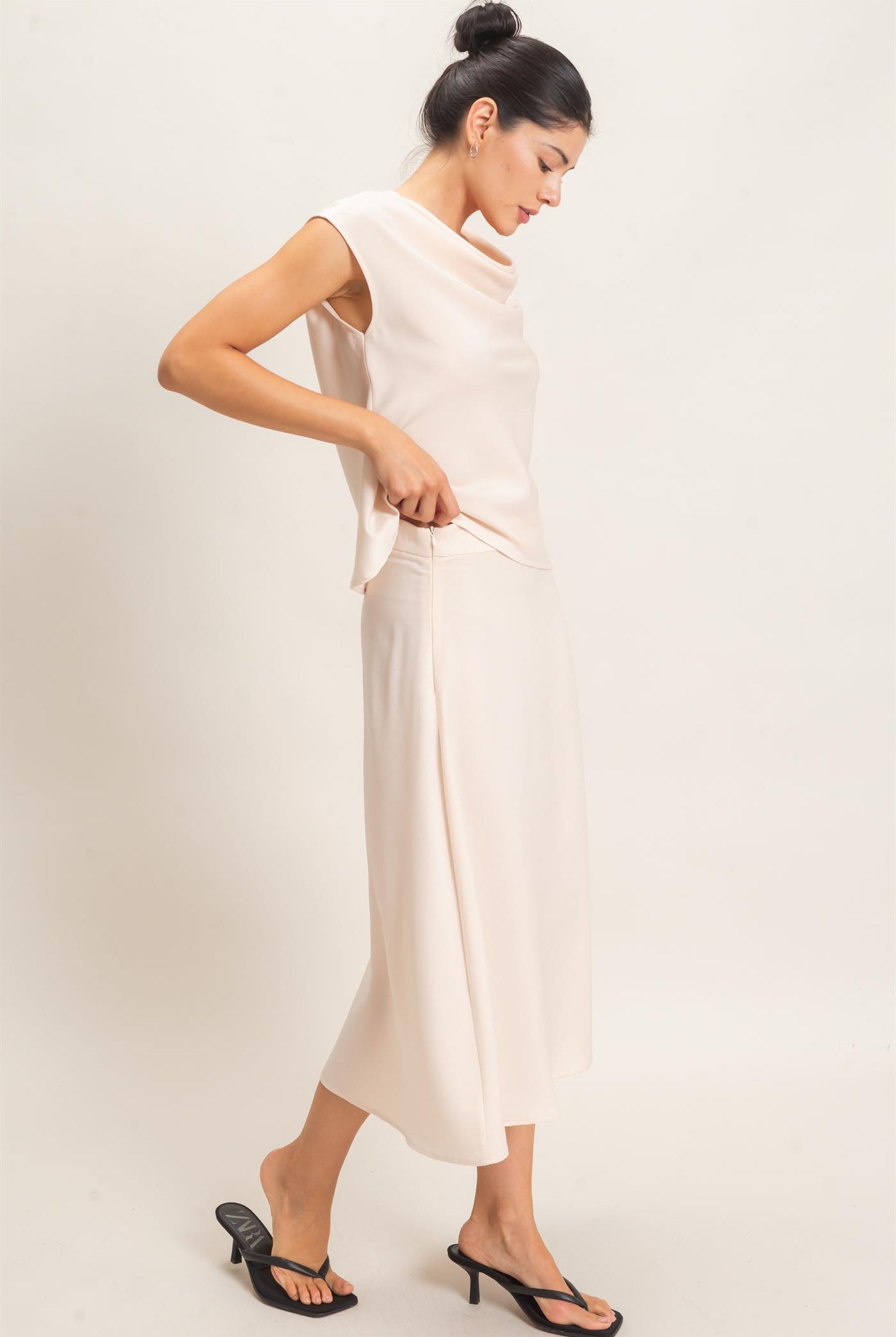 Wholesale Satin Cowl Neck Top And Skirt Set Clothing HF26C690-SET ALPACA HYFVE