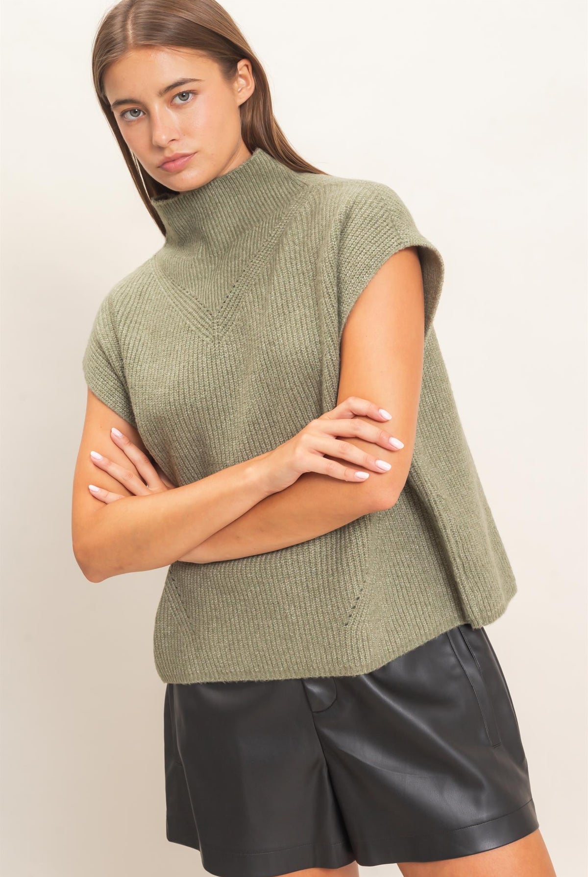 Wholesale Sleeveless High Neck Sweater Sweaters DZ26E295 OLIVE DOUBLE ZERO