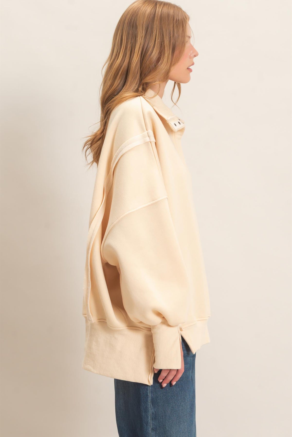 Wholesale Mineral Wash Snap Collar Pullover Clothing Tops HF26F086-D CREAM HYFVE