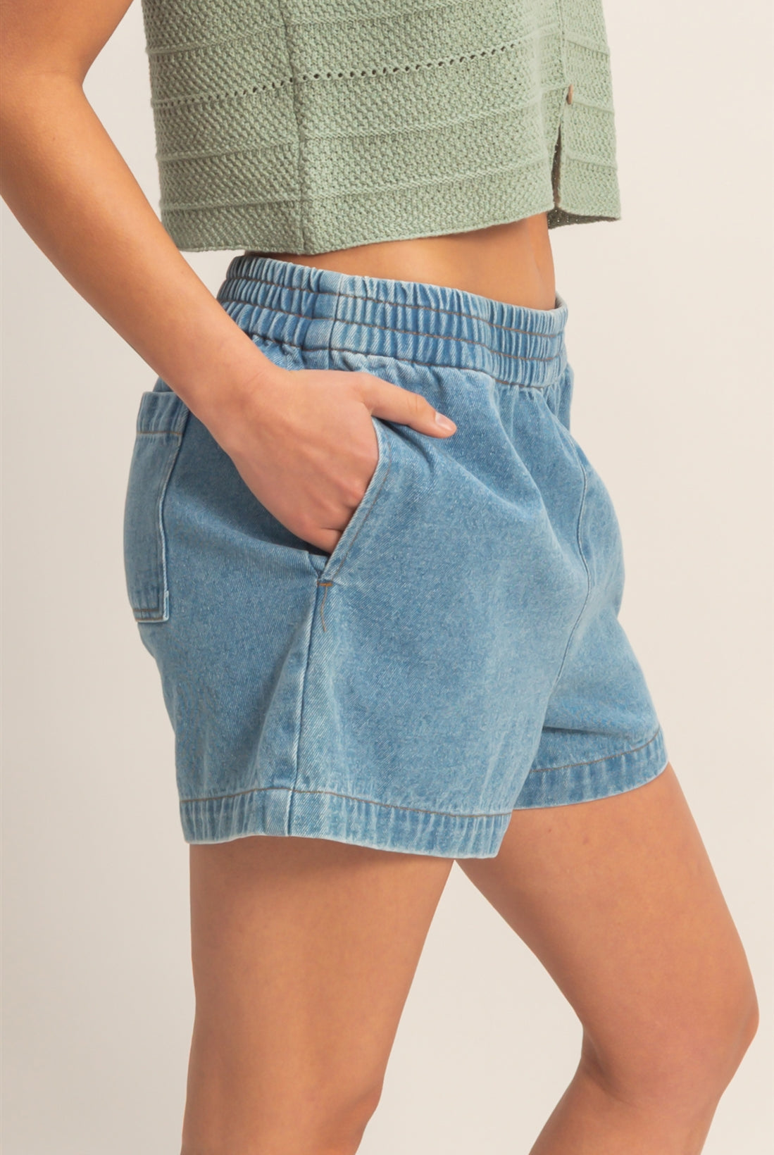 Wholesale Elastic Waist Mineral Wash Denim Shorts Shorts DZ26C195 MEDIUM BLUE DOUBLE ZERO