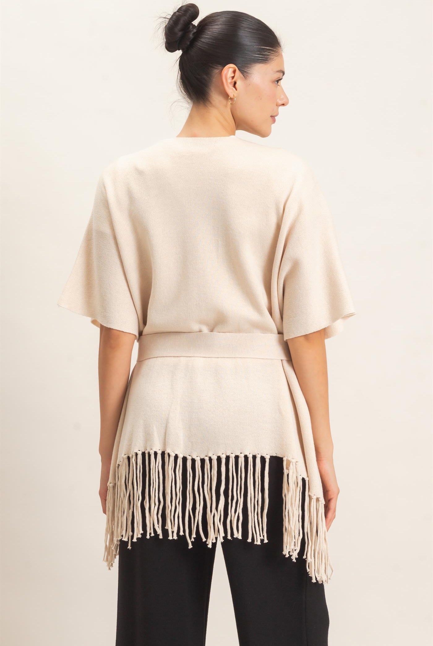 Wholesale Fringe Hem Kimono Sweater Kimonos HF26E041 OATMEAL HYFVE