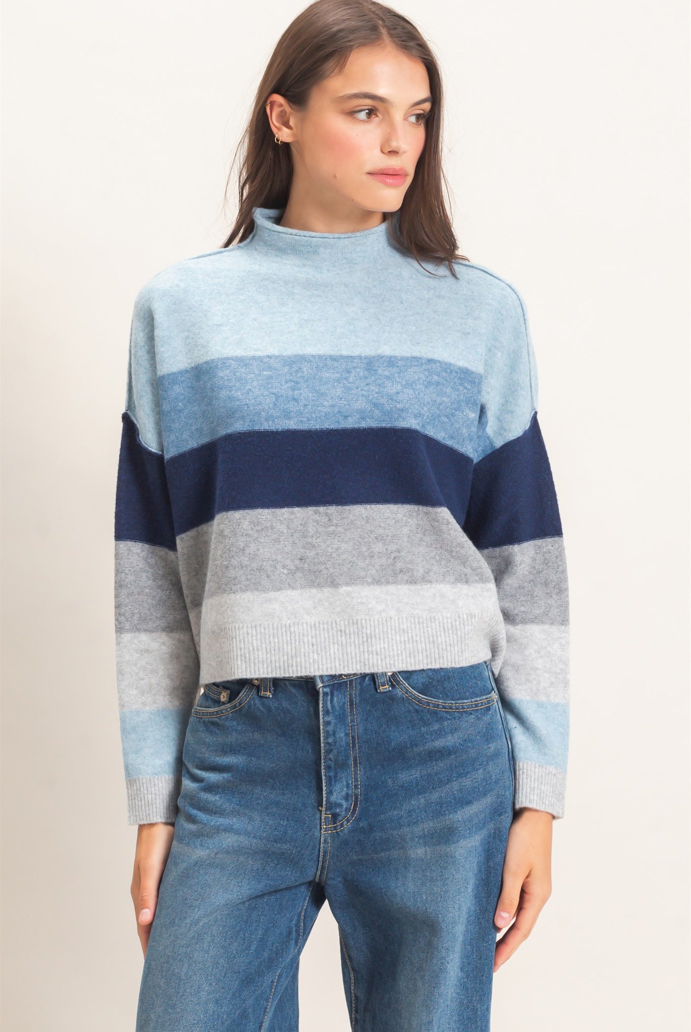 Wholesale Color Block Turtleneck Sweater Sweaters HF26E362 BLUE COMBO HYFVE