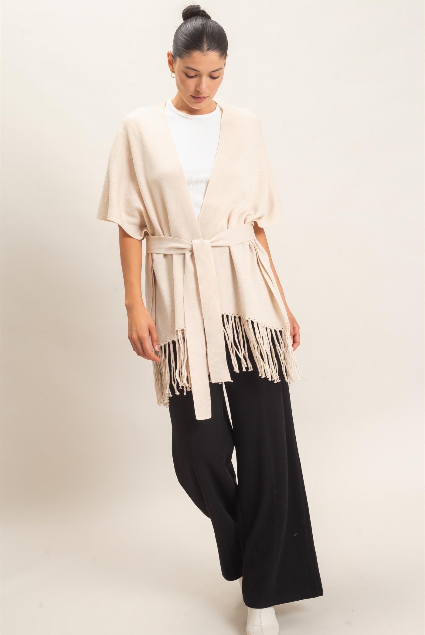 Wholesale Fringe Hem Kimono Sweater Kimonos HF26E041 OATMEAL HYFVE