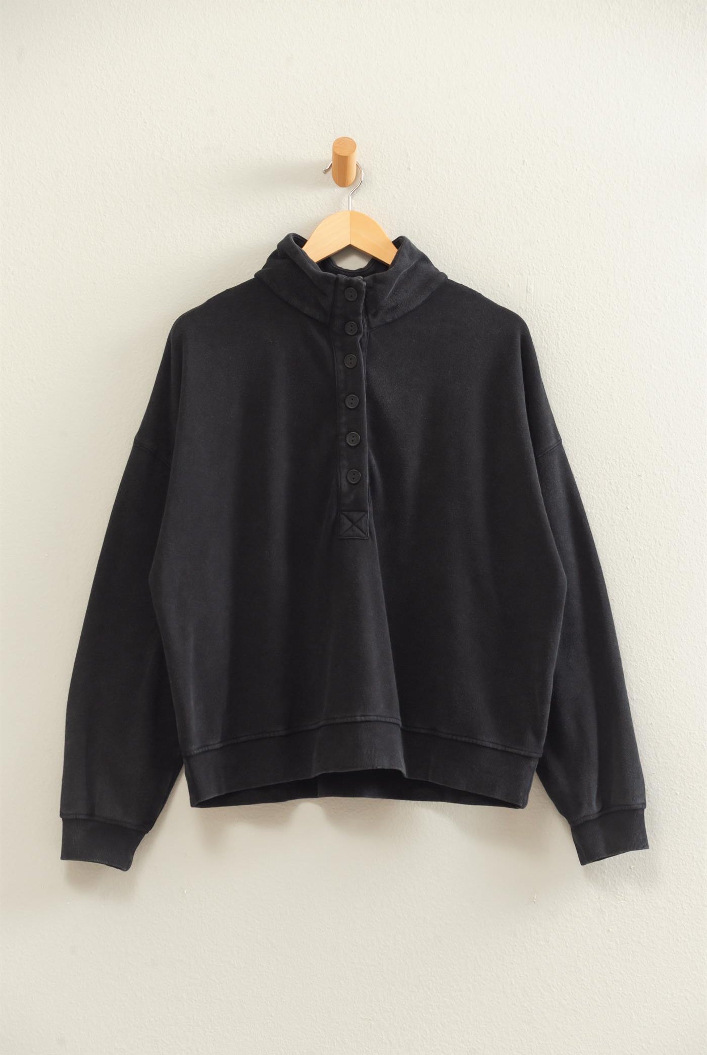 Wholesale Mineral Wash Button Front Sweatshirt Sweatshirts DZ26C909 BLACK DOUBLE ZERO