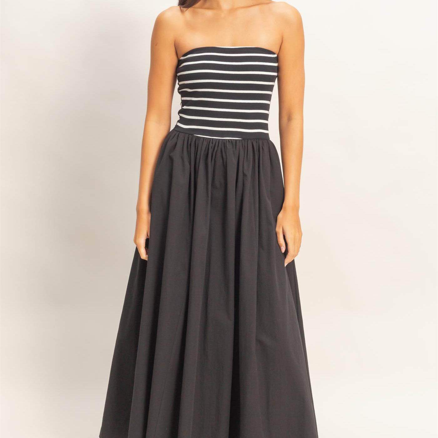 Wholesale Striped Strapless Flowy Midi Dress Dresses DZ26C169 BLACK DOUBLE ZERO