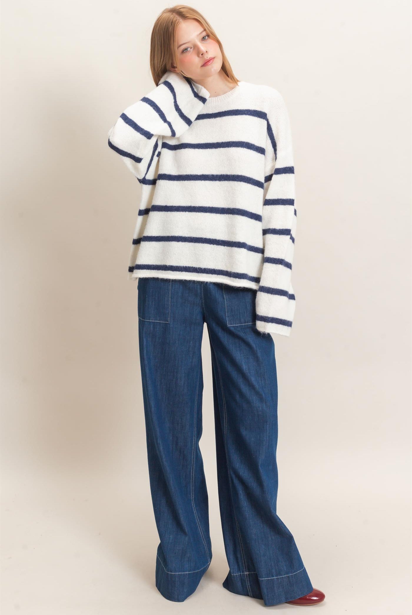 Wholesale Striped Crew Neck Sweater Sweaters HF26E894 NAVY HYFVE